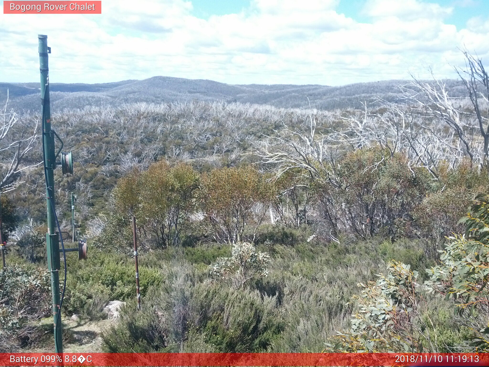 Bogong Web Cam 11:19am Saturday 10th of November 2018