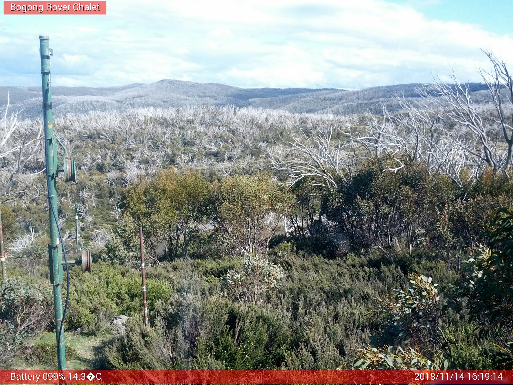 Bogong Web Cam 4:19pm Wednesday 14th of November 2018