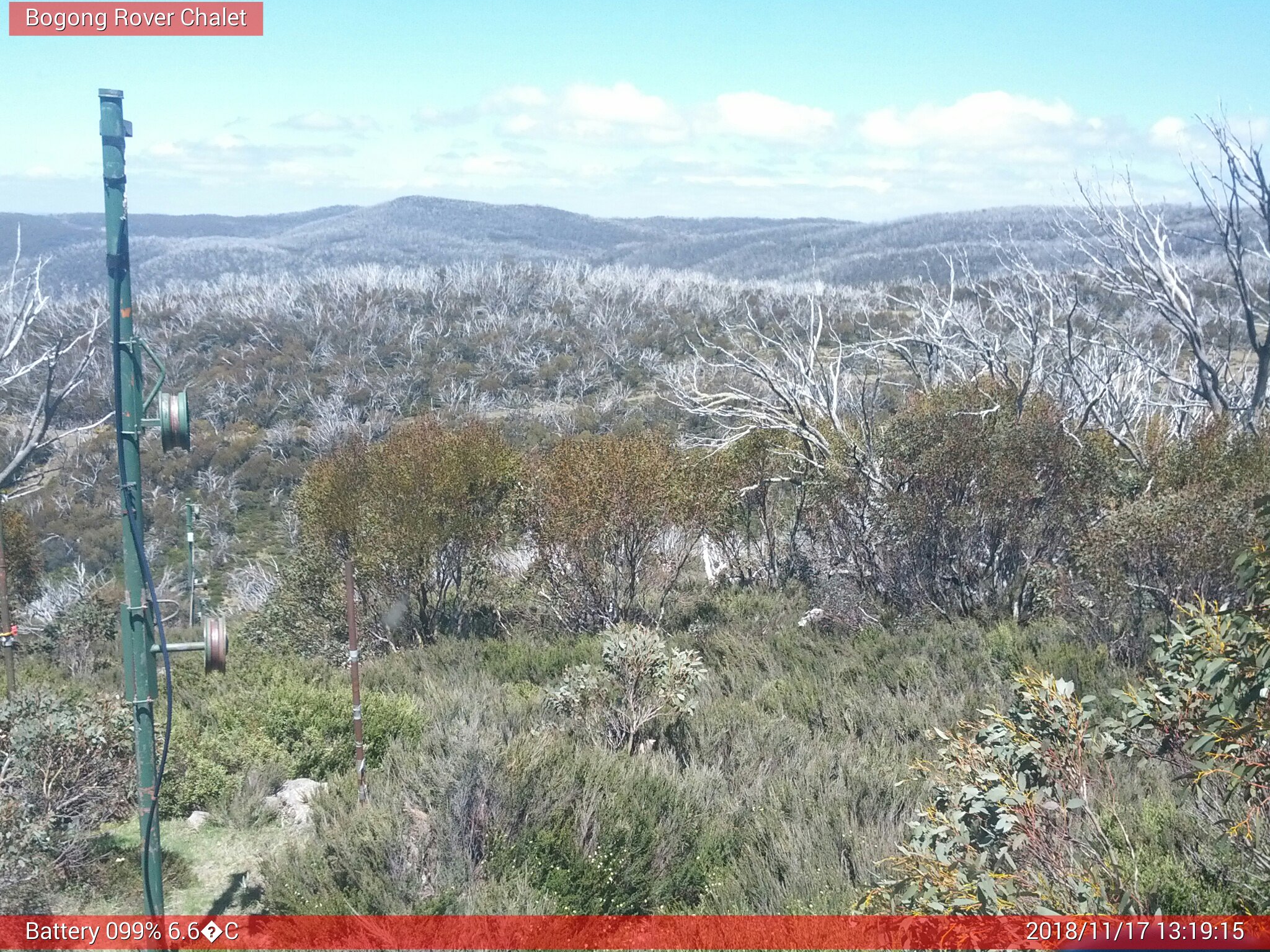 Bogong Web Cam 1:19pm Saturday 17th of November 2018