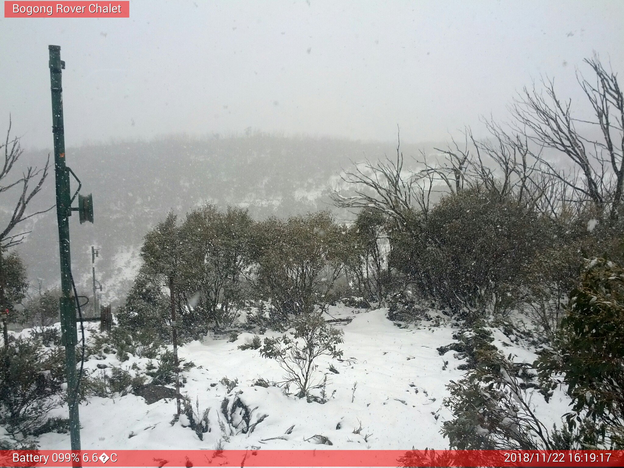 Bogong Web Cam 4:19pm Thursday 22nd of November 2018