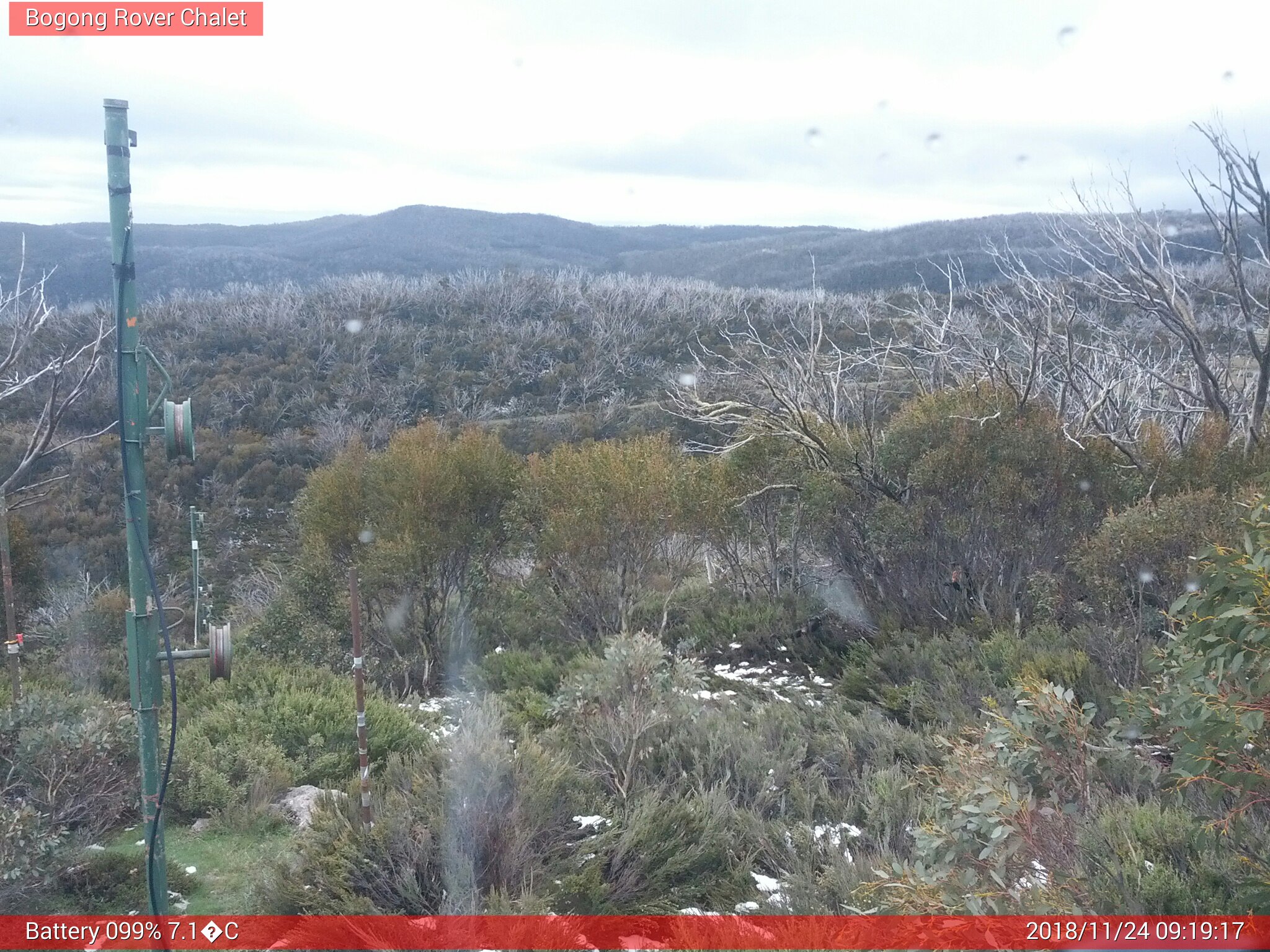 Bogong Web Cam 9:19am Saturday 24th of November 2018