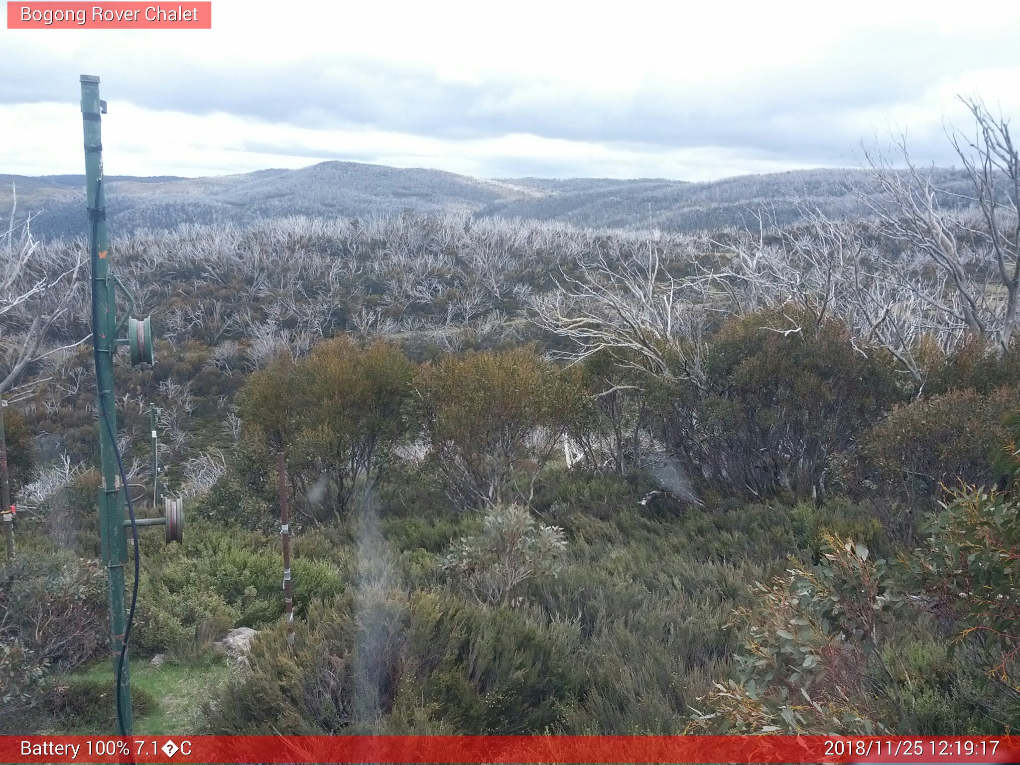 Bogong Web Cam 12:19pm Sunday 25th of November 2018