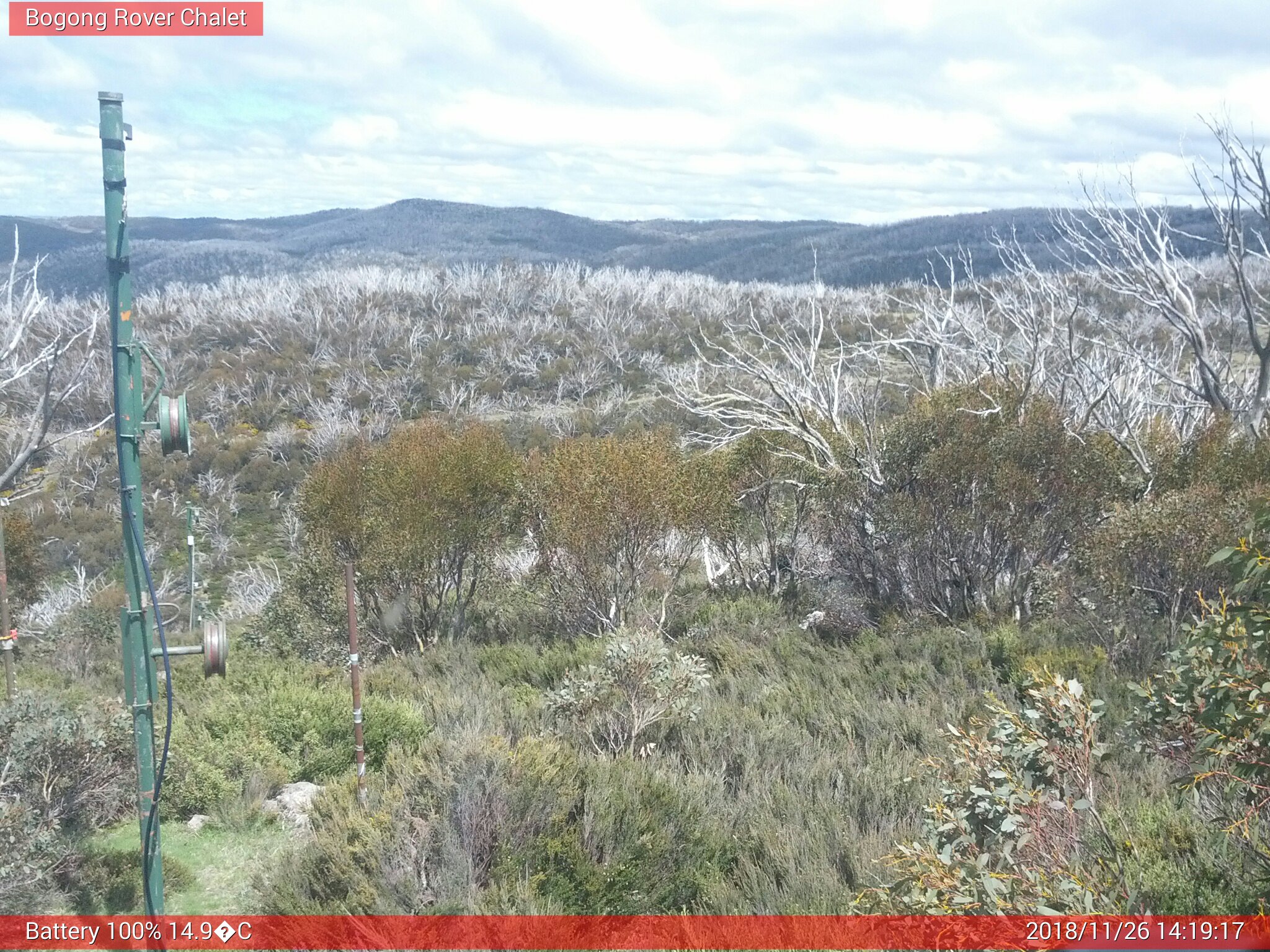 Bogong Web Cam 2:19pm Monday 26th of November 2018