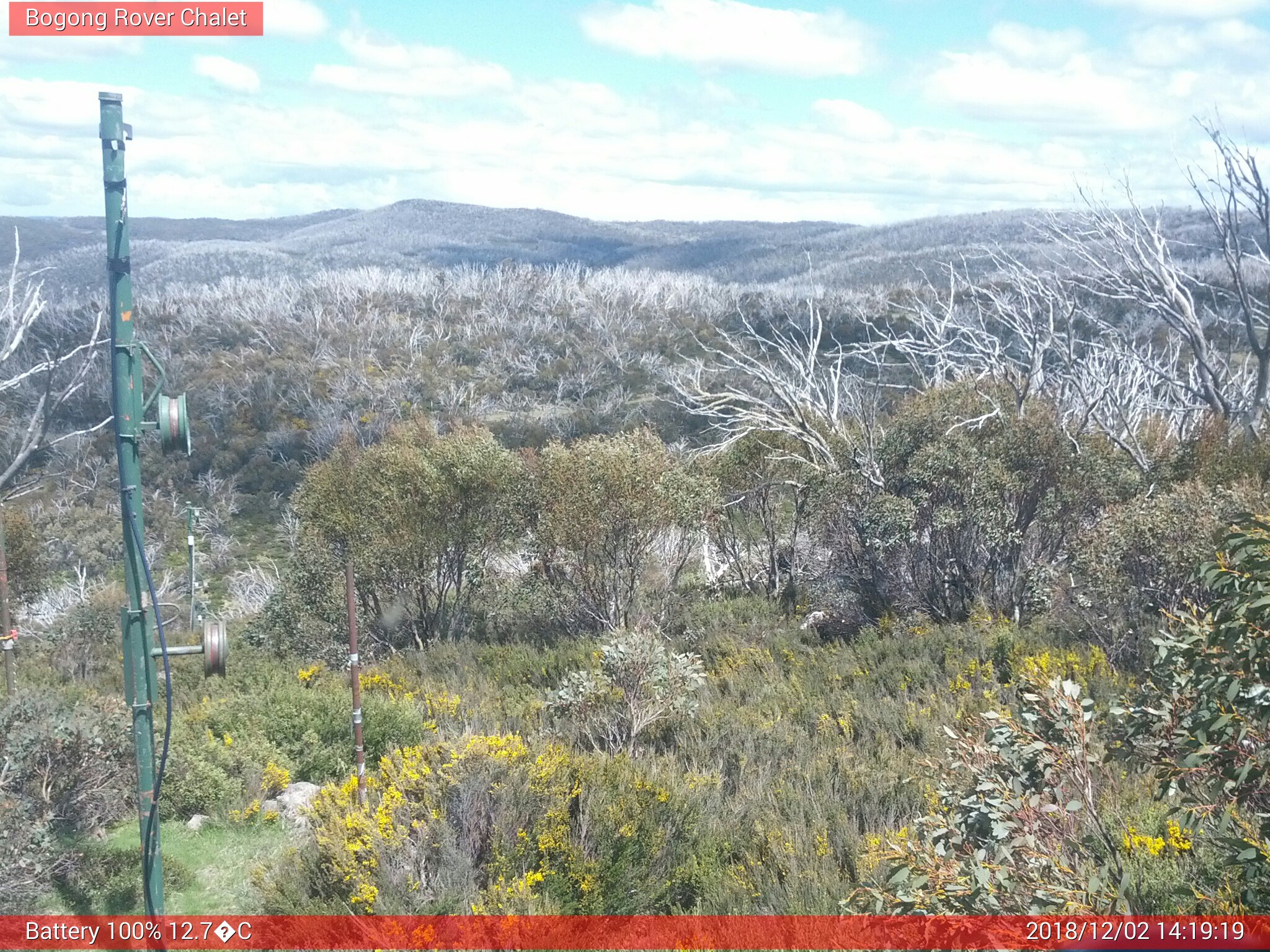 Bogong Web Cam 2:19pm Sunday 2nd of December 2018