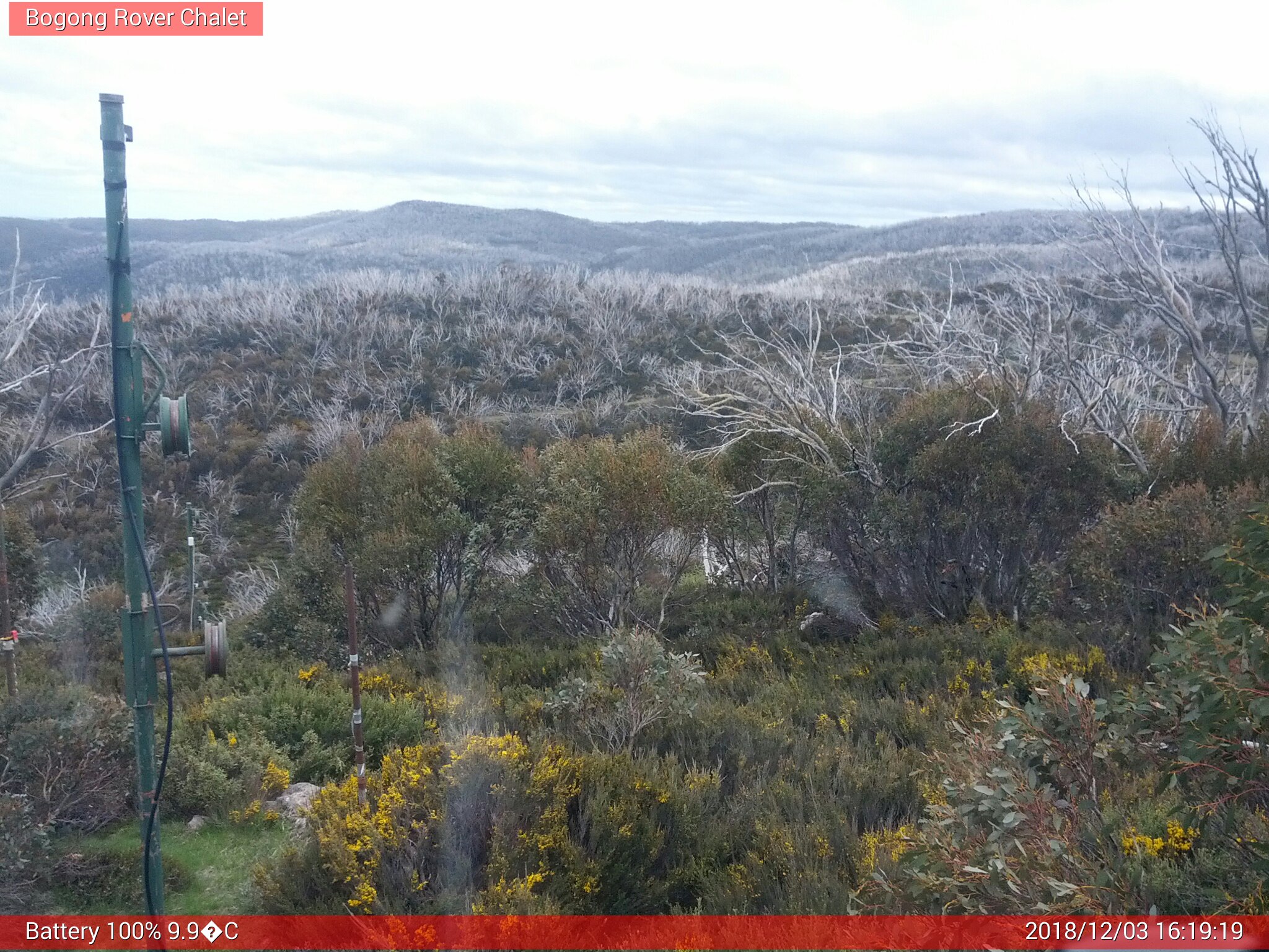 Bogong Web Cam 4:19pm Monday 3rd of December 2018