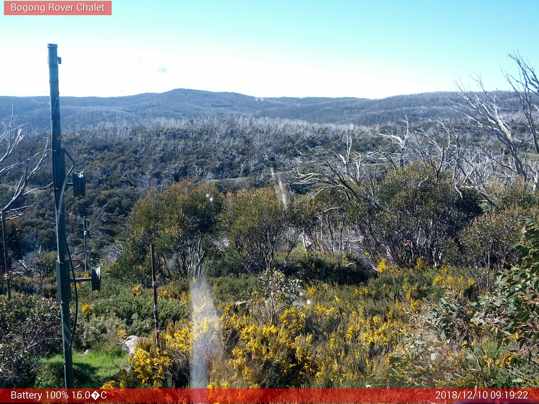 Bogong Web Cam 9:19am Monday 10th of December 2018