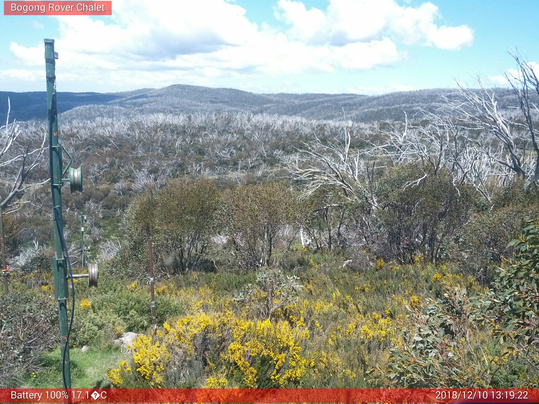 Bogong Web Cam 1:19pm Monday 10th of December 2018