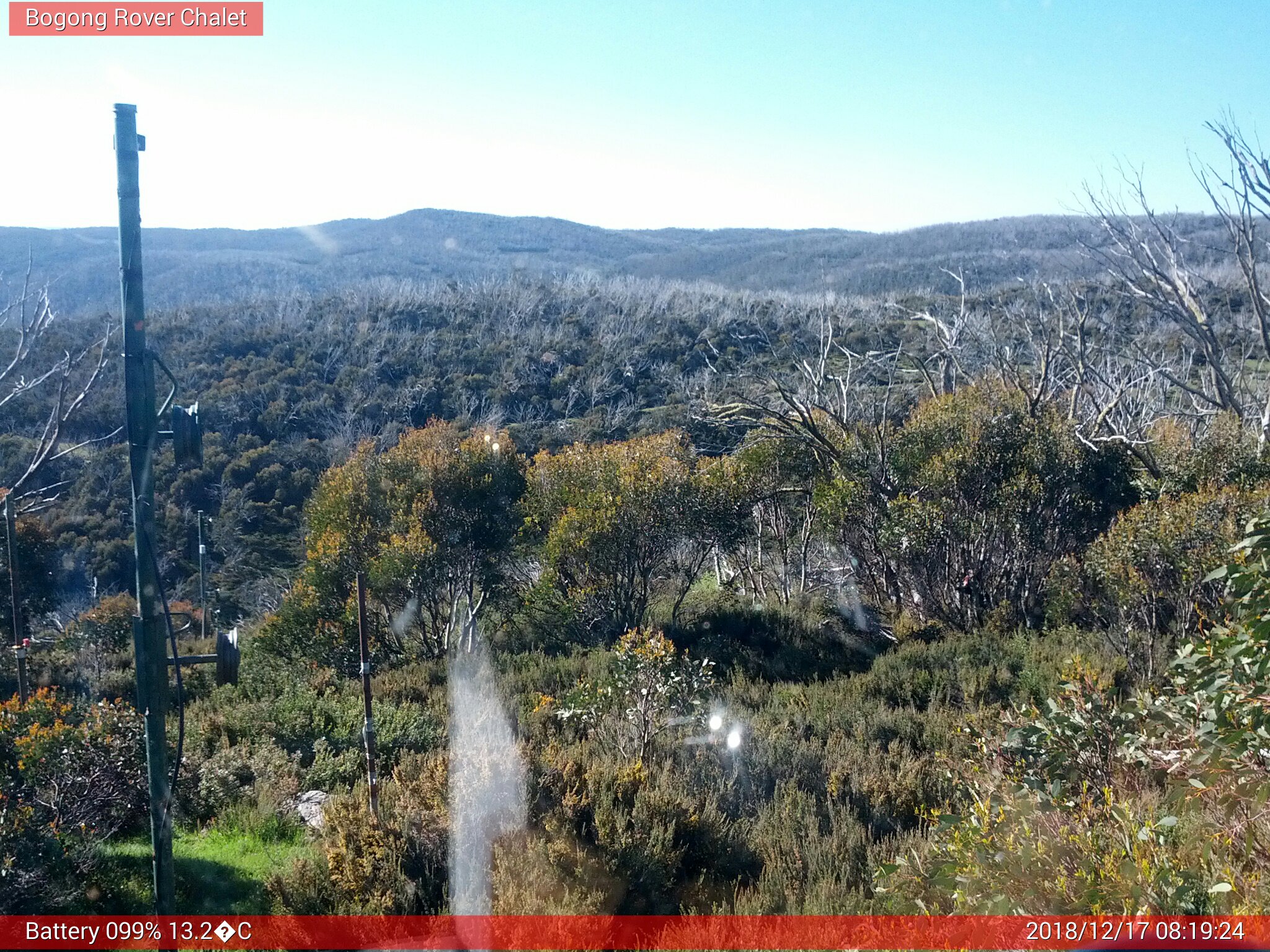 Bogong Web Cam 8:19am Monday 17th of December 2018