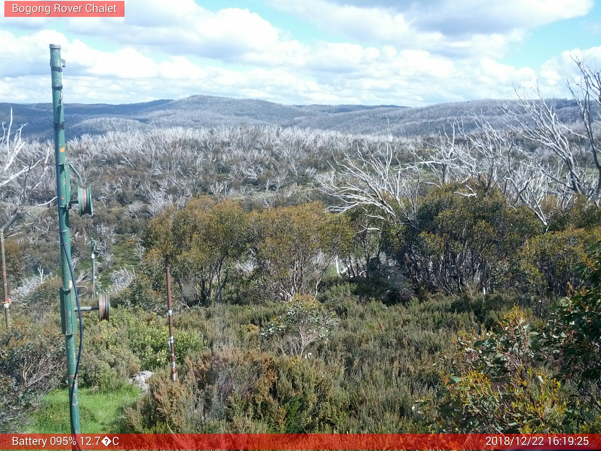 Bogong Web Cam 4:19pm Saturday 22nd of December 2018