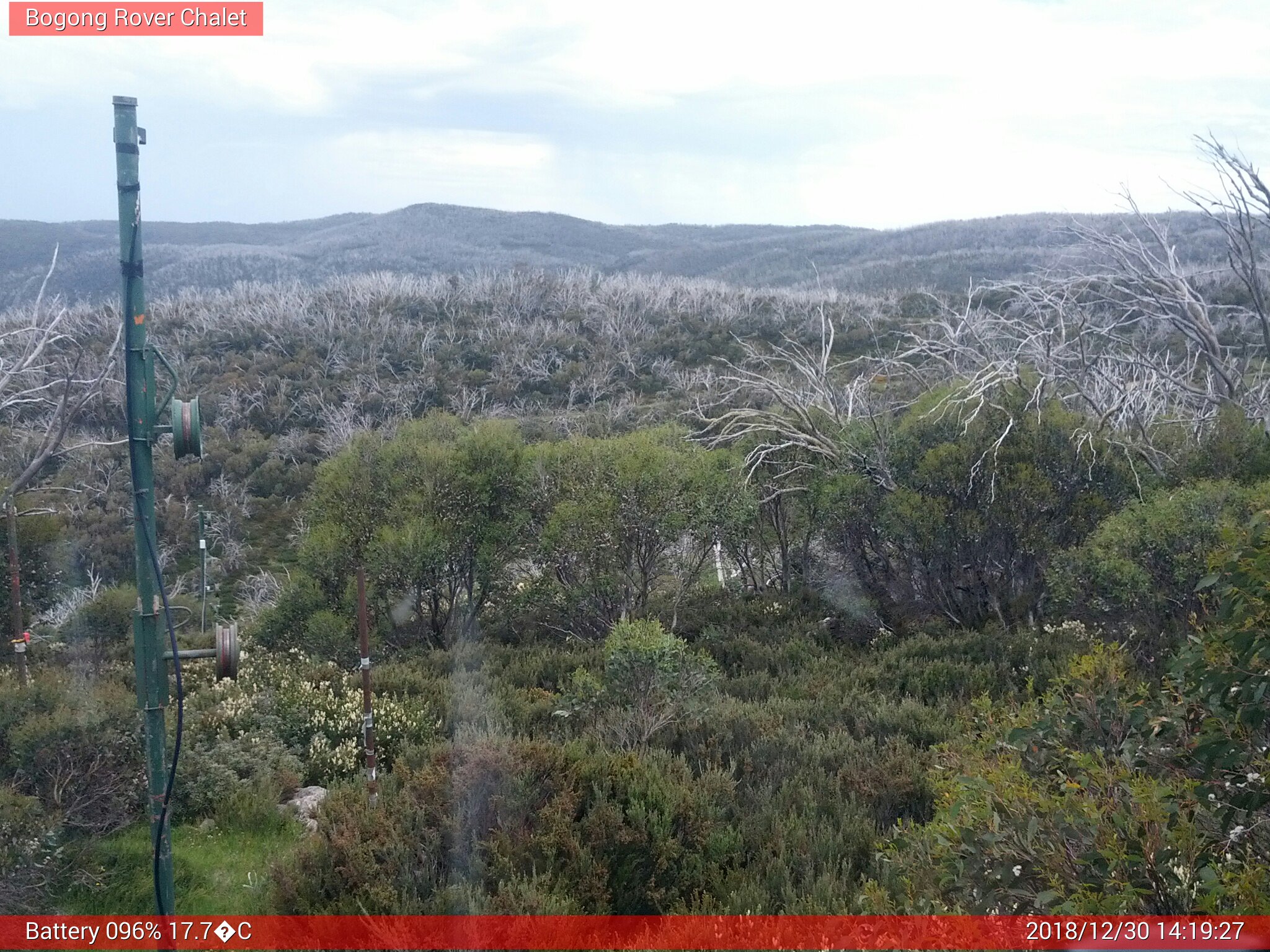 Bogong Web Cam 2:19pm Sunday 30th of December 2018