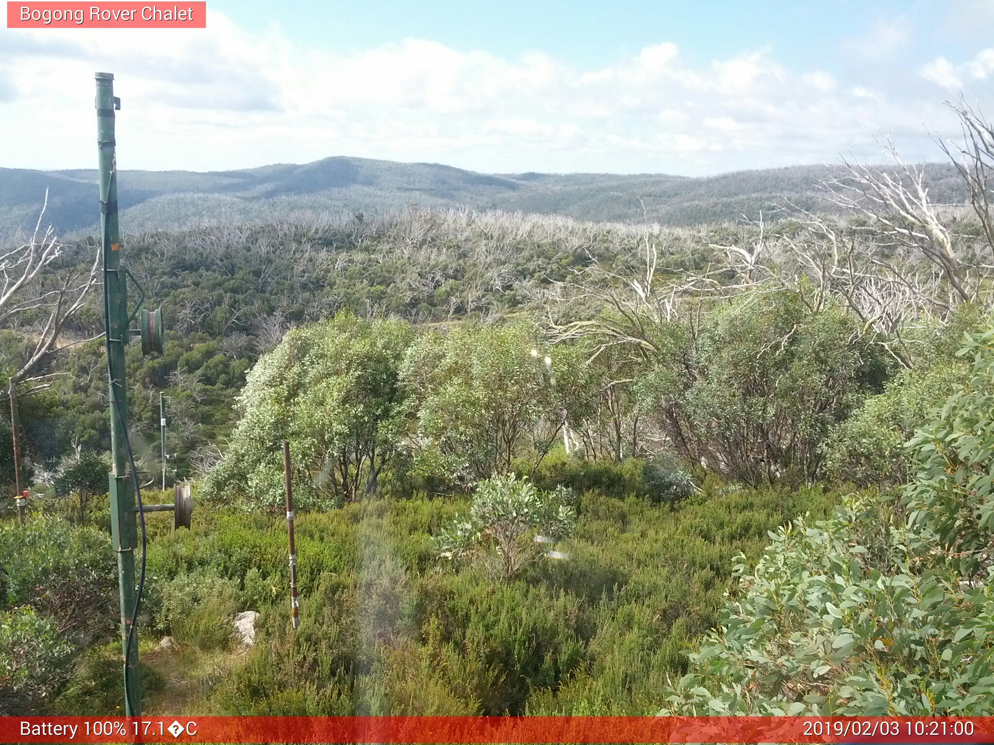 Bogong Web Cam 10:20am Sunday 3rd of February 2019