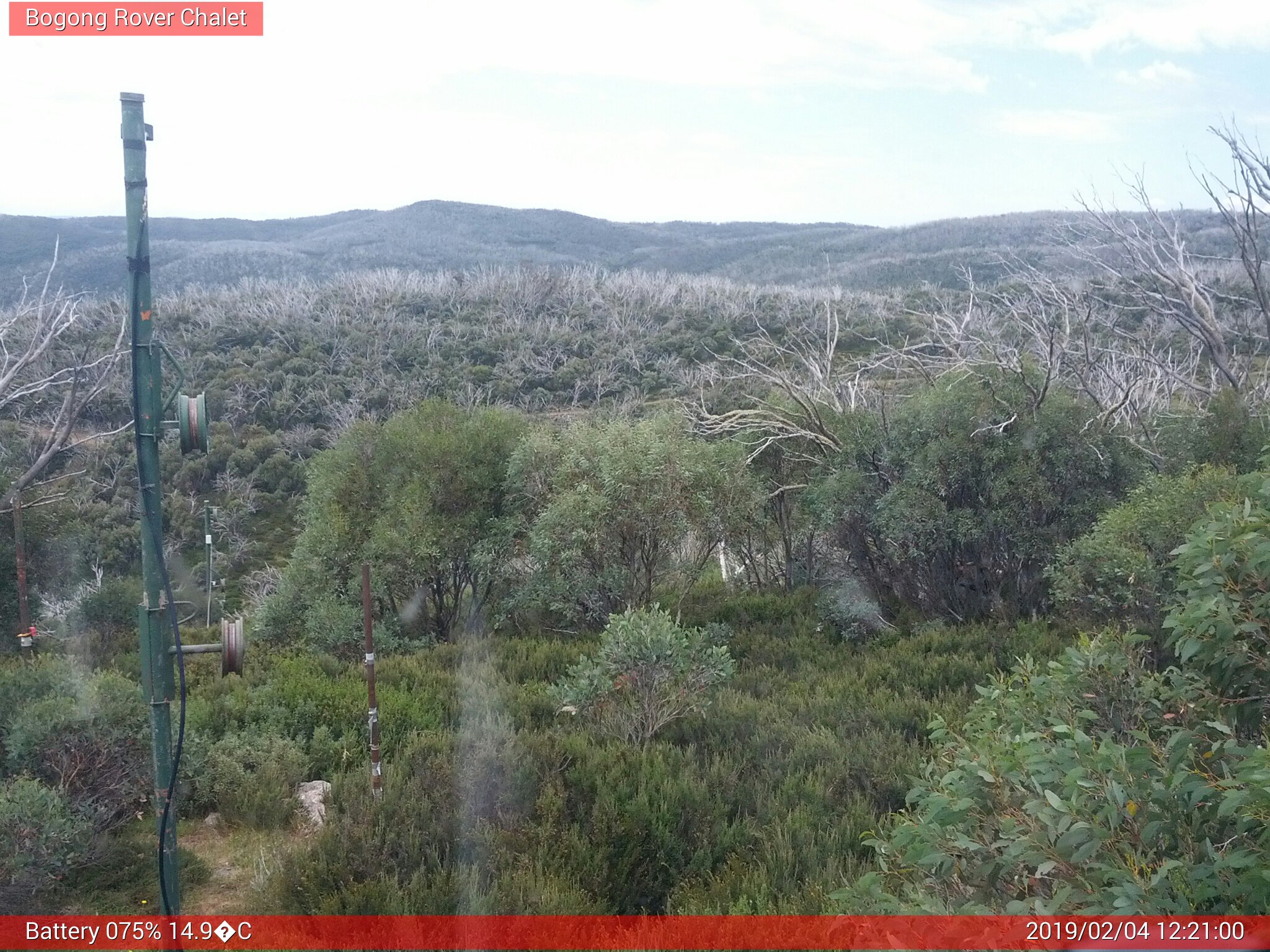 Bogong Web Cam 12:20pm Monday 4th of February 2019