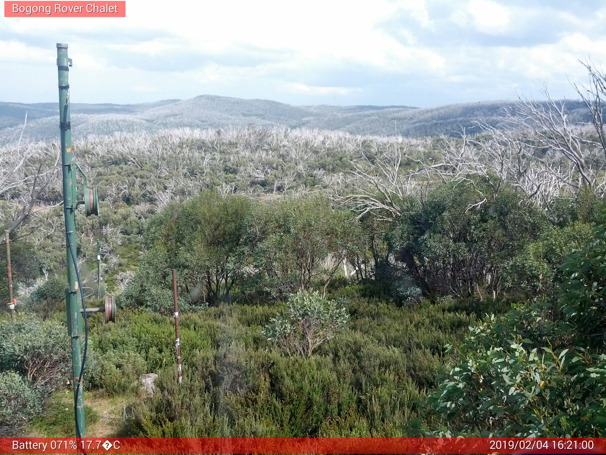 Bogong Web Cam 4:20pm Monday 4th of February 2019