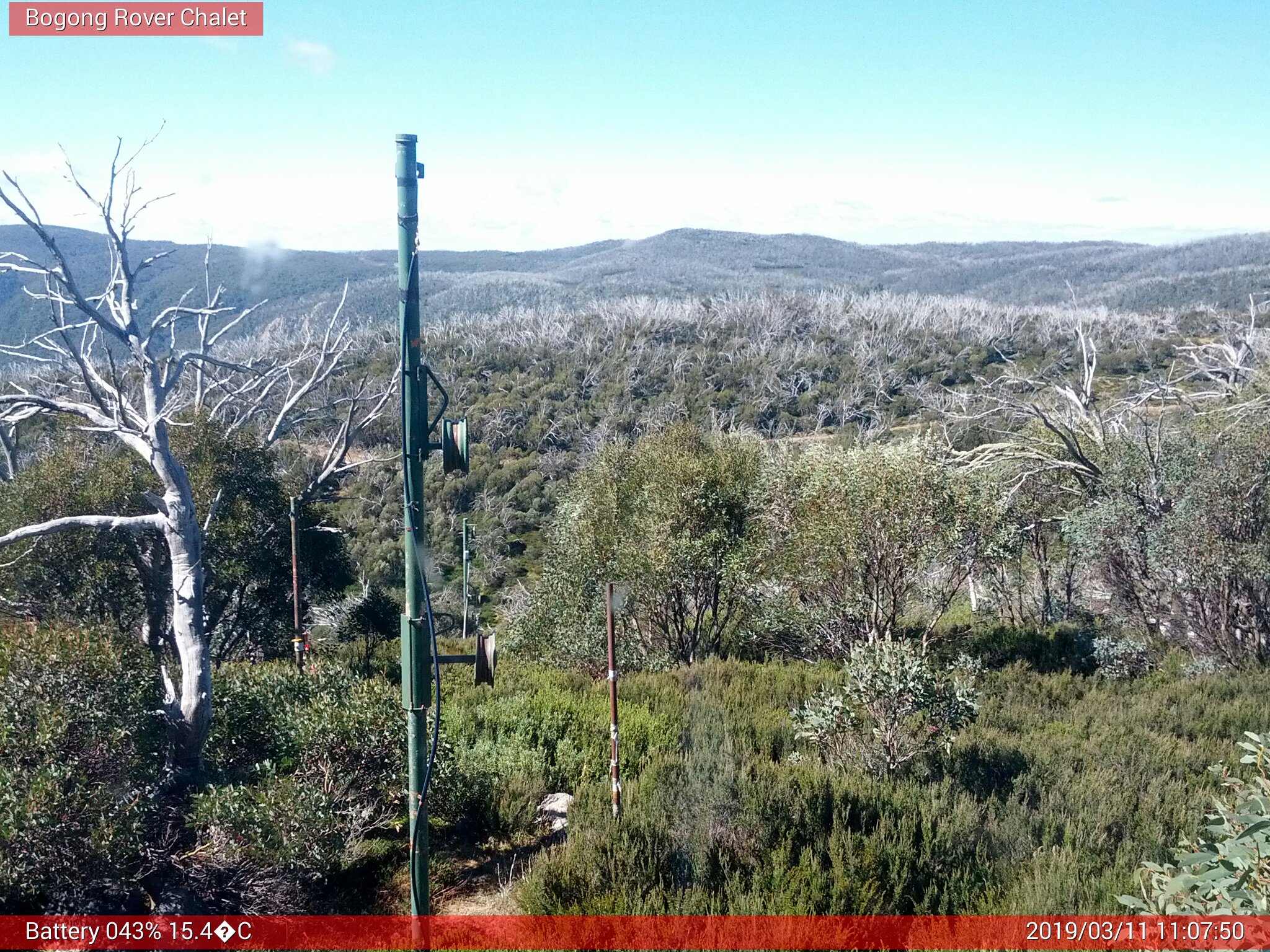 Bogong Web Cam 11:07am Monday 11th of March 2019