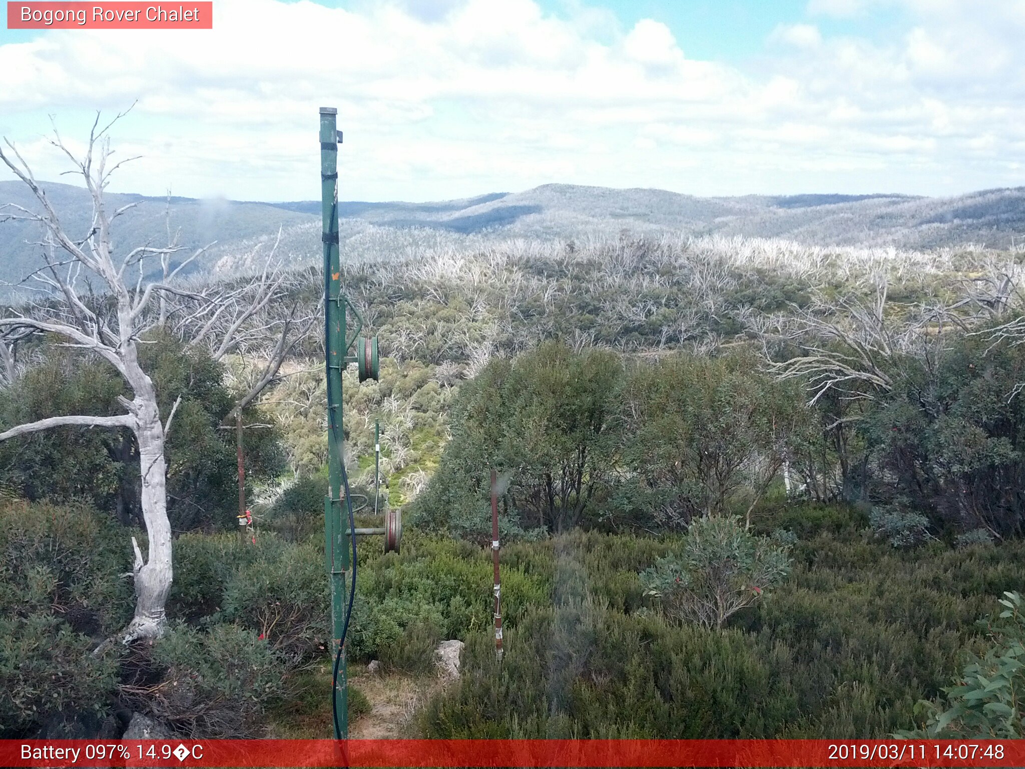 Bogong Web Cam 2:07pm Monday 11th of March 2019