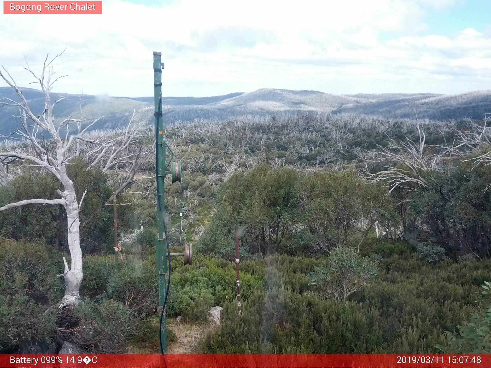 Bogong Web Cam 3:07pm Monday 11th of March 2019