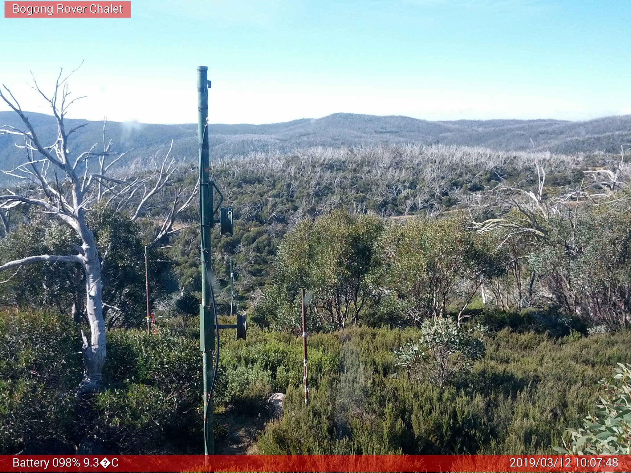 Bogong Web Cam 10:07am Tuesday 12th of March 2019