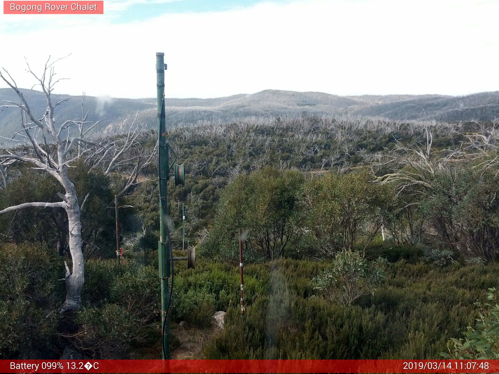 Bogong Web Cam 11:07am Thursday 14th of March 2019