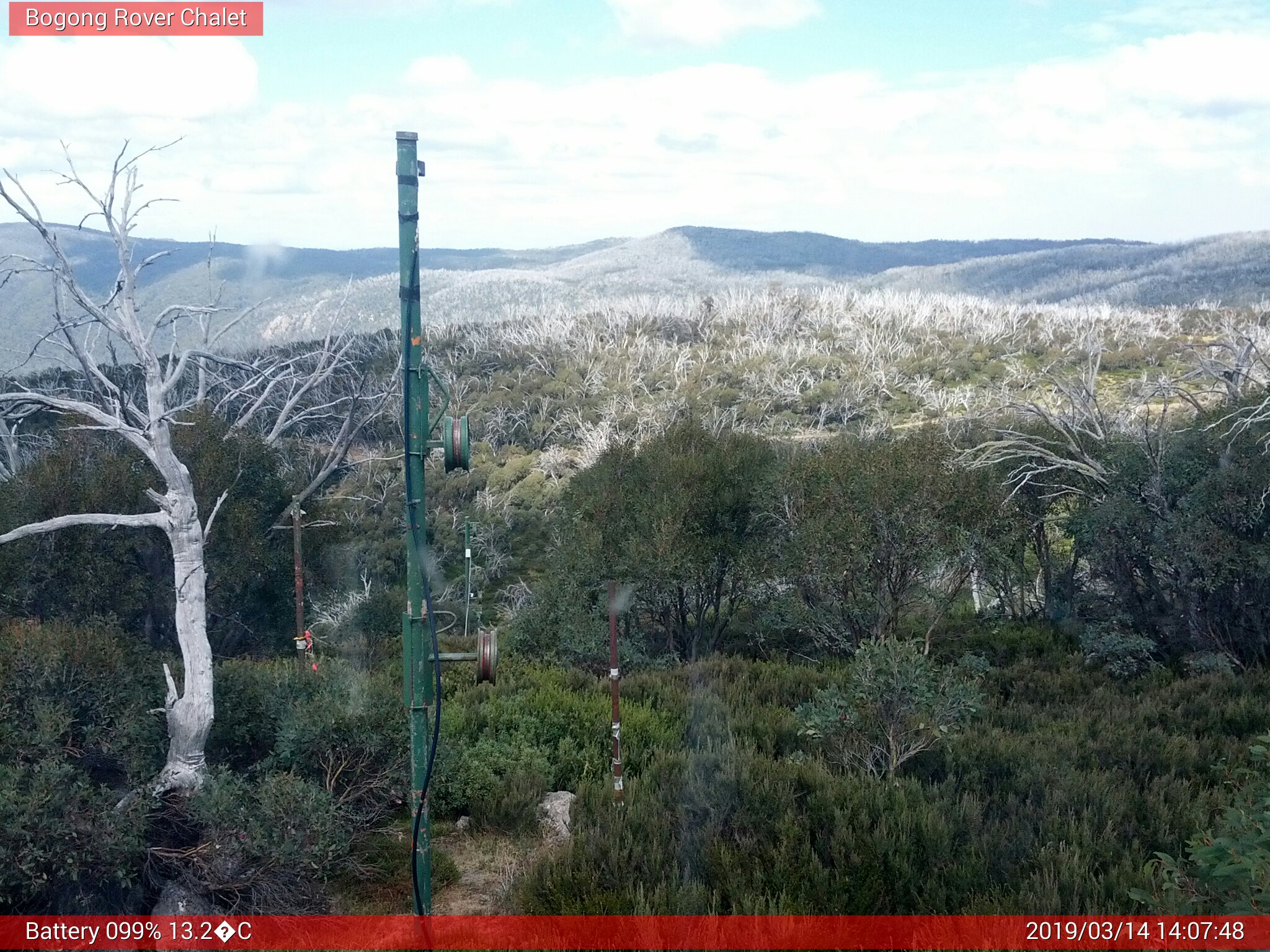 Bogong Web Cam 2:07pm Thursday 14th of March 2019