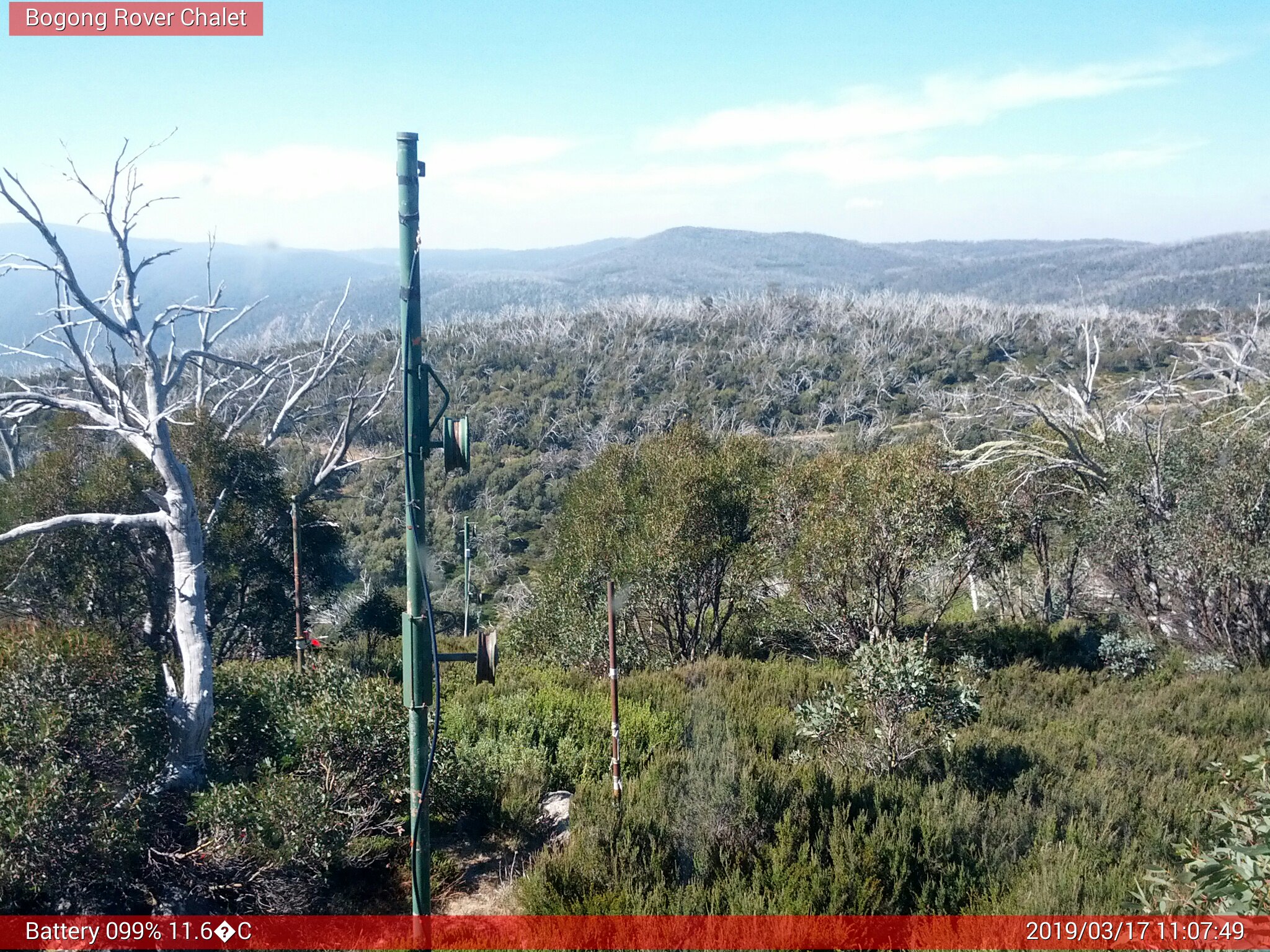 Bogong Web Cam 11:07am Sunday 17th of March 2019