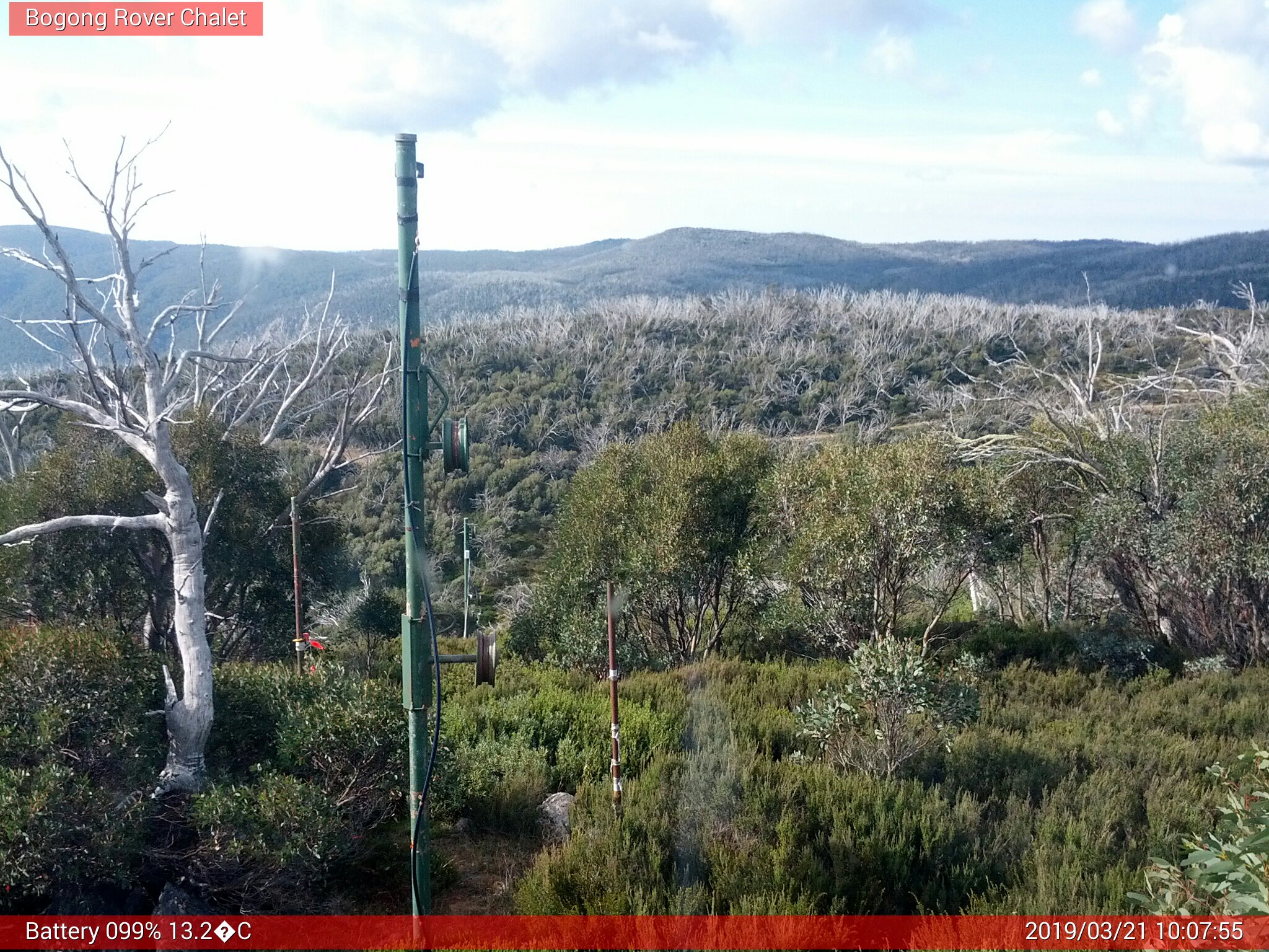 Bogong Web Cam 10:07am Thursday 21st of March 2019