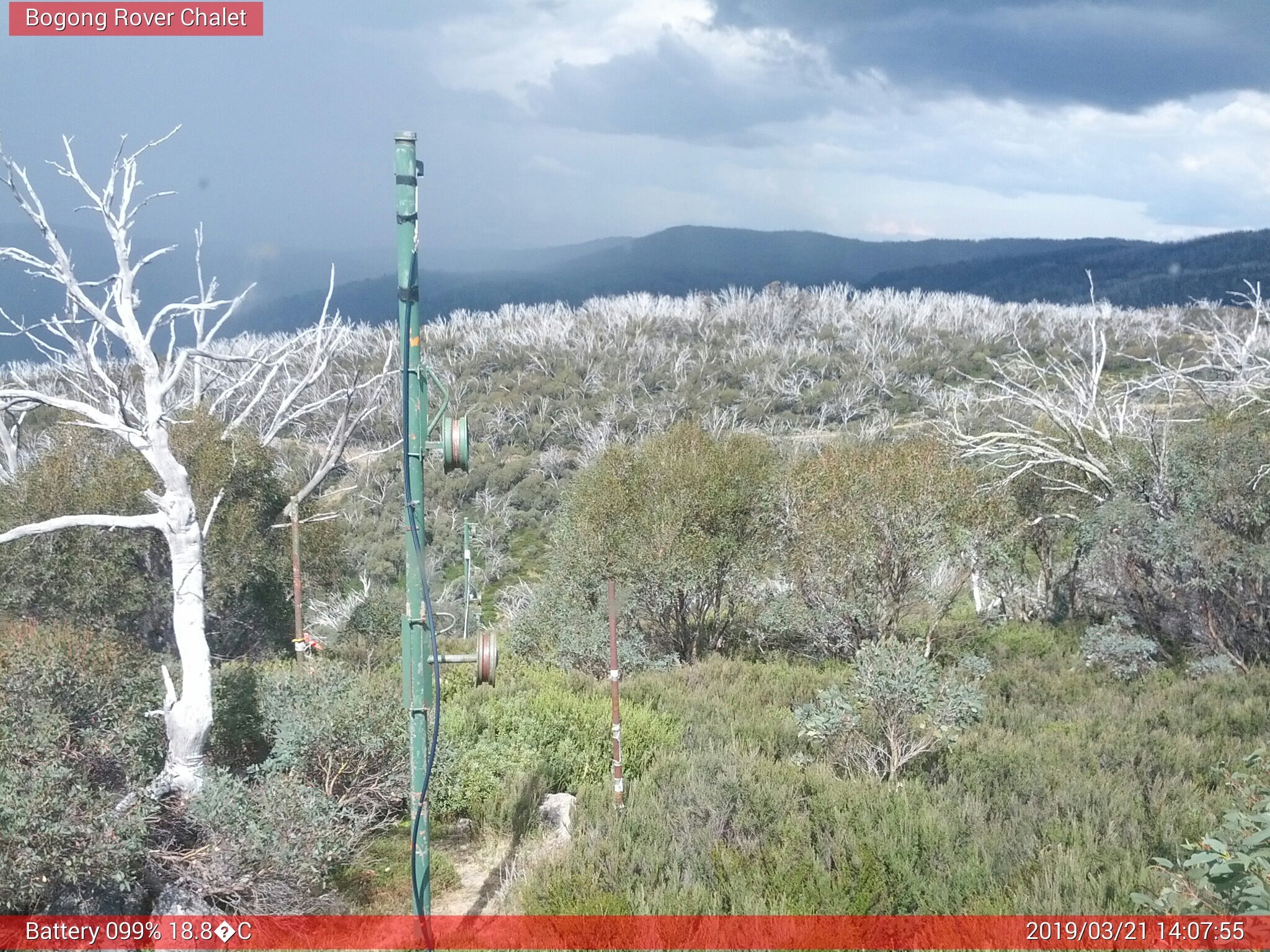 Bogong Web Cam 2:07pm Thursday 21st of March 2019