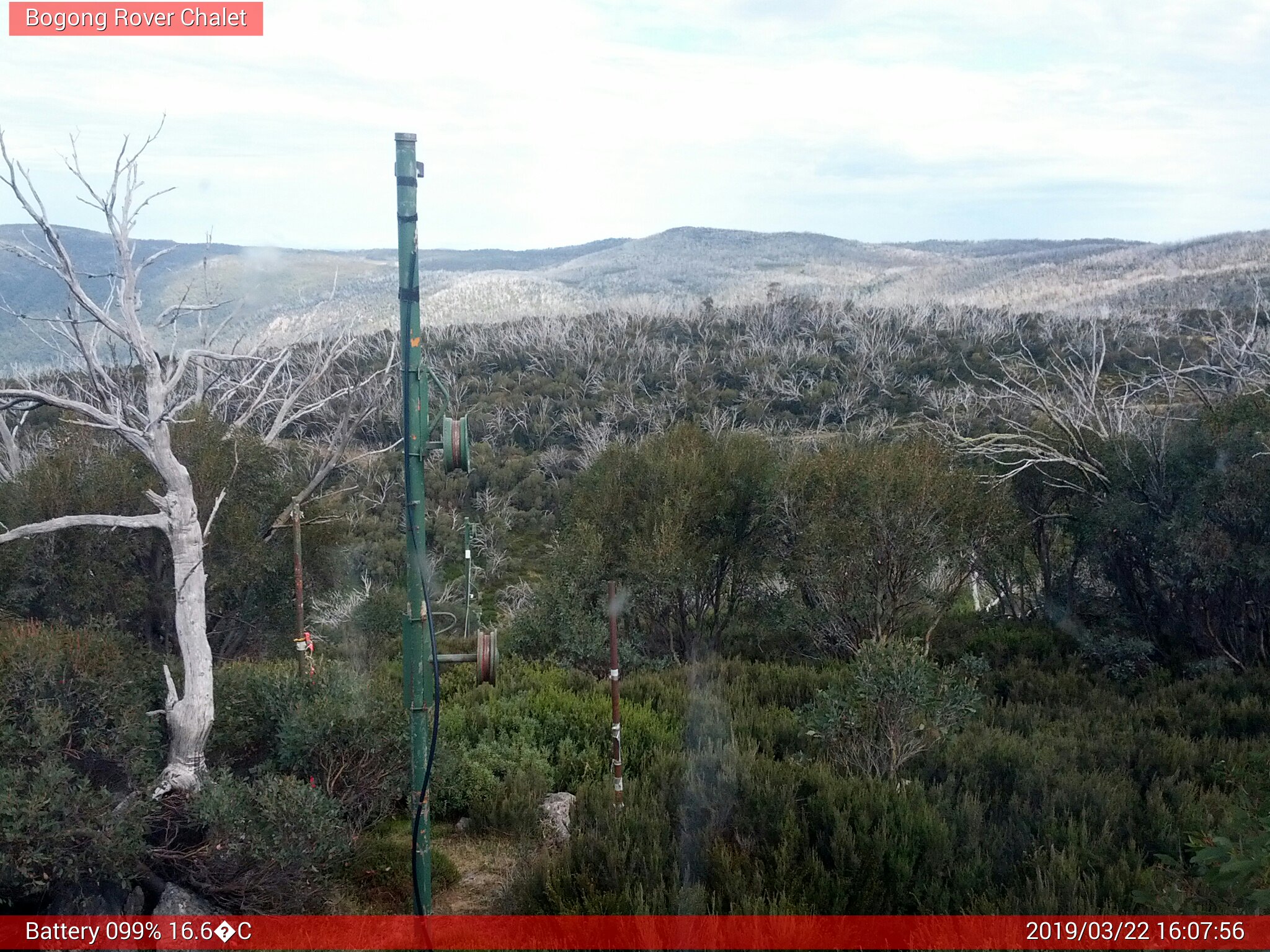 Bogong Web Cam 4:07pm Friday 22nd of March 2019