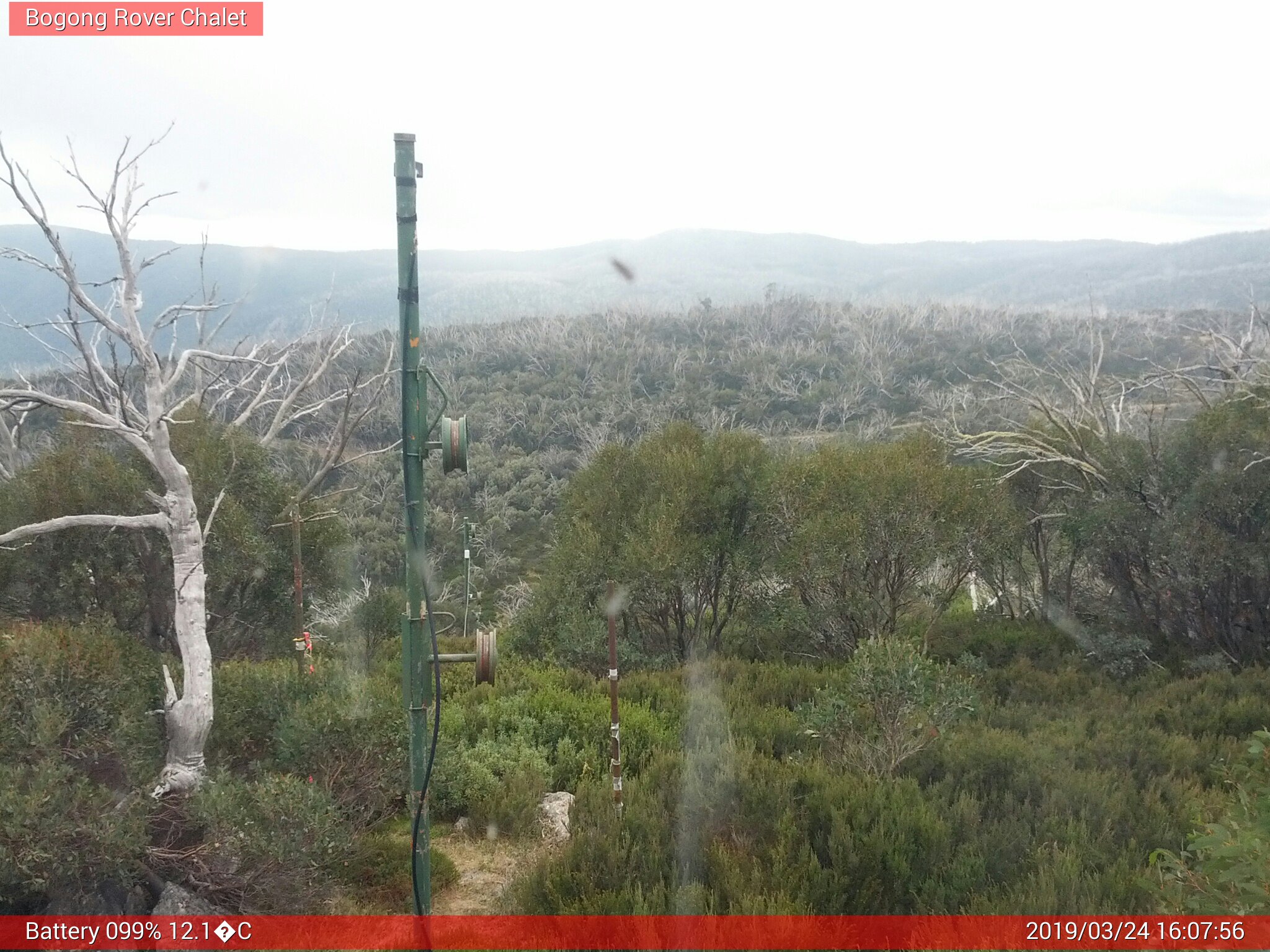 Bogong Web Cam 4:07pm Sunday 24th of March 2019