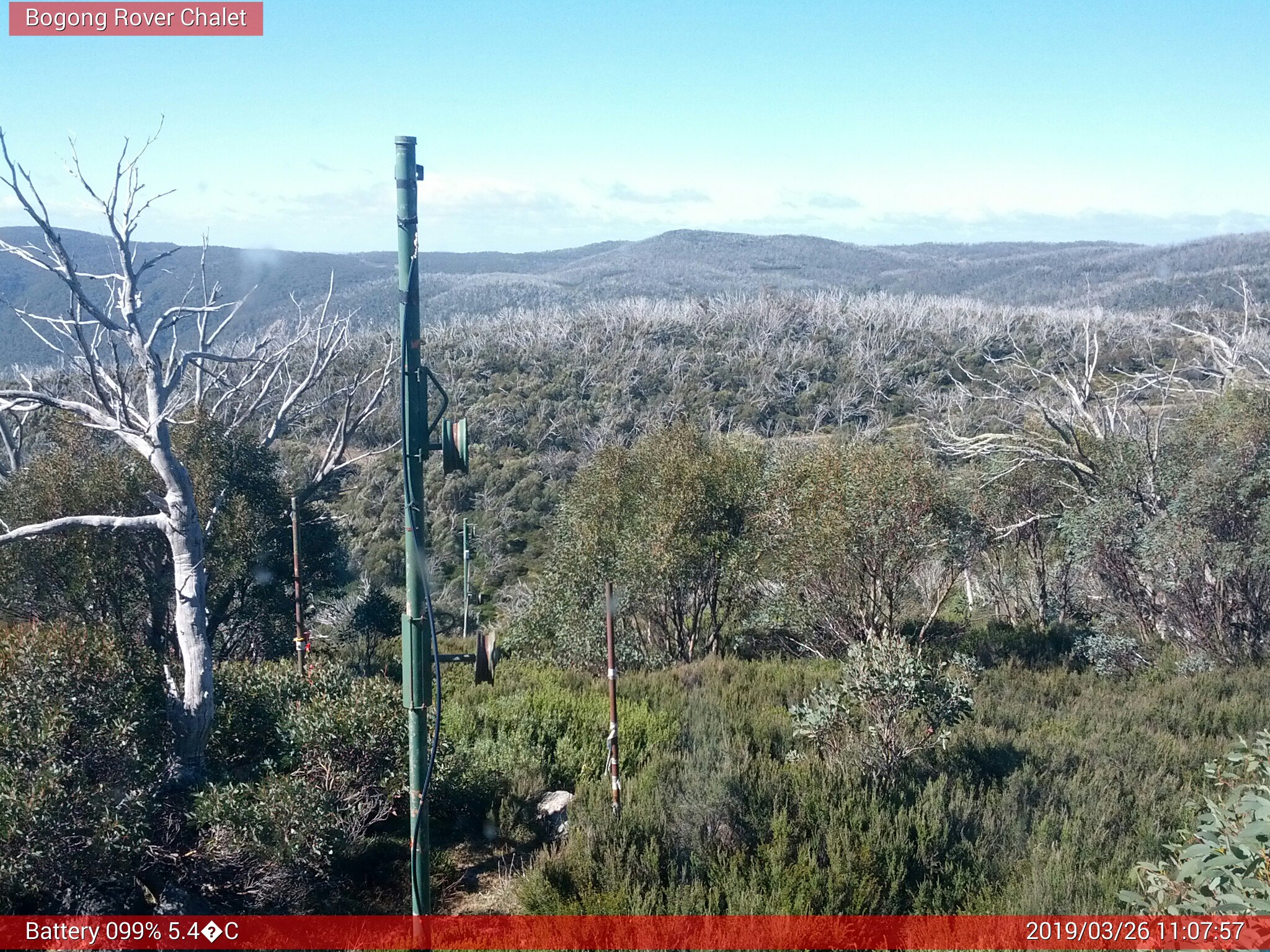 Bogong Web Cam 11:07am Tuesday 26th of March 2019