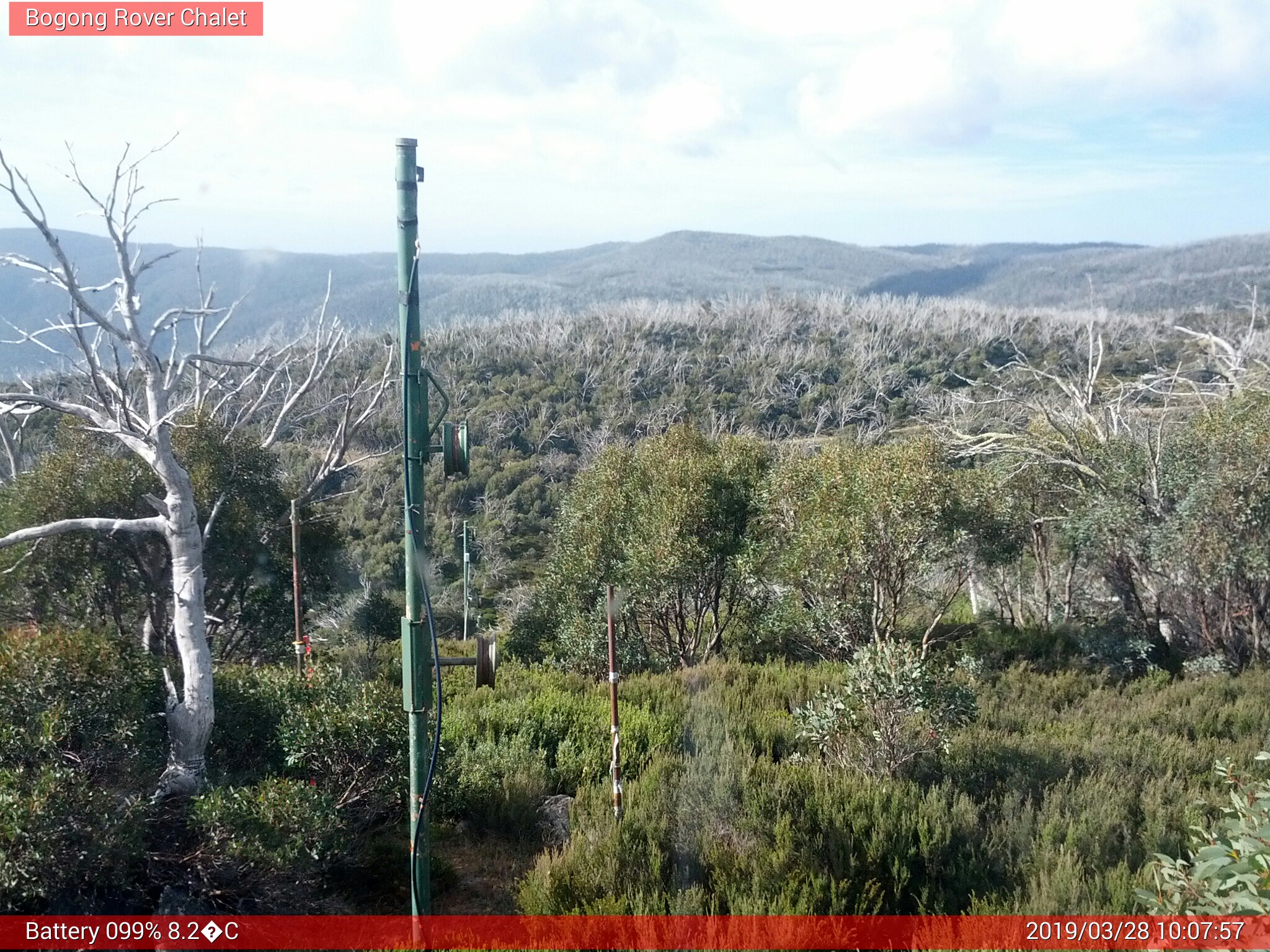 Bogong Web Cam 10:07am Thursday 28th of March 2019