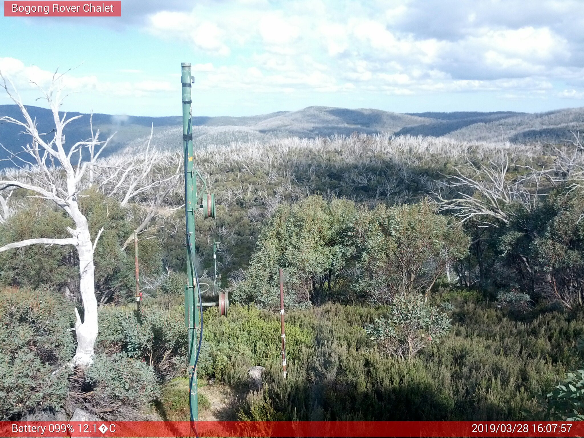 Bogong Web Cam 4:07pm Thursday 28th of March 2019