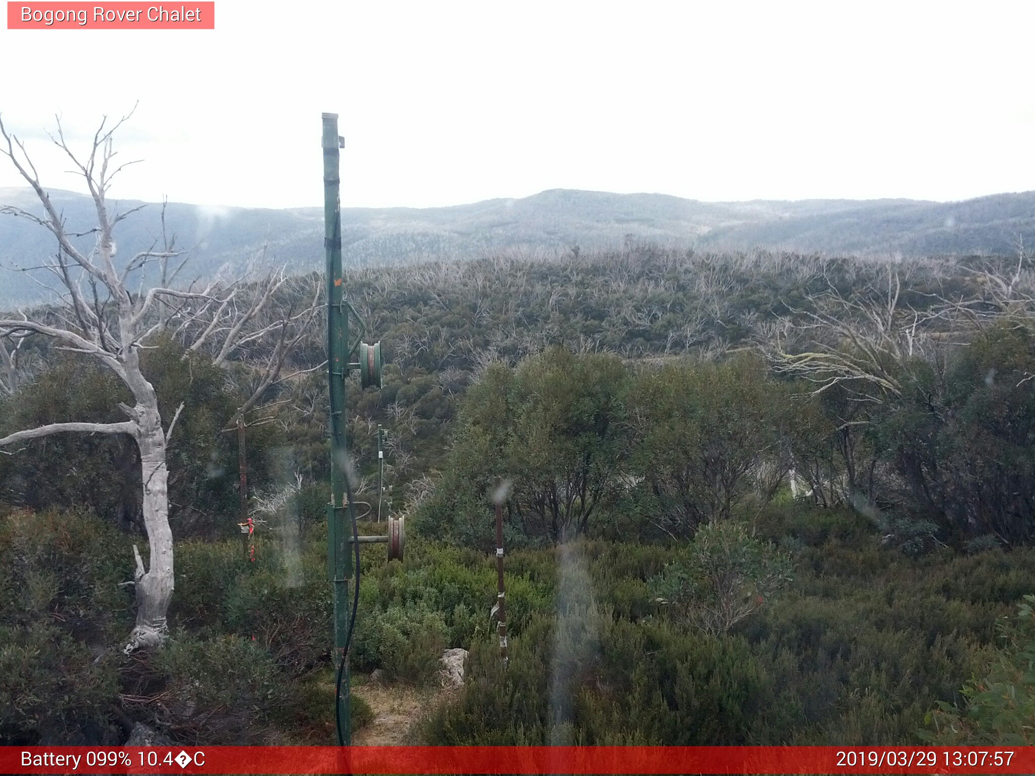 Bogong Web Cam 1:07pm Friday 29th of March 2019