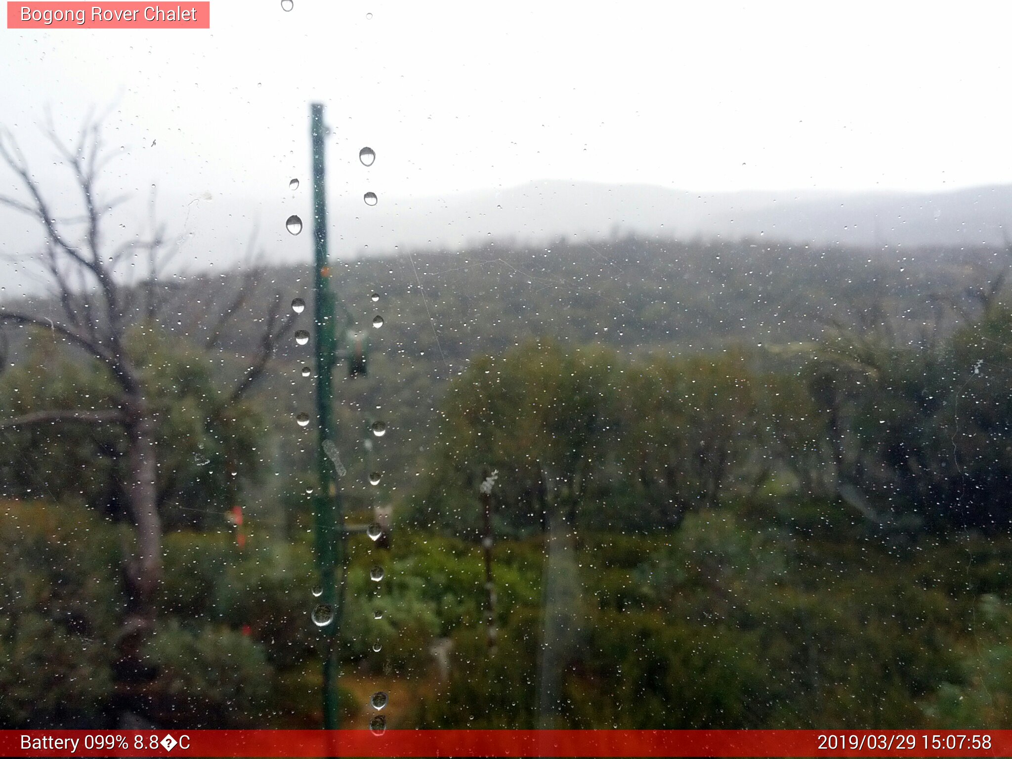 Bogong Web Cam 3:07pm Friday 29th of March 2019