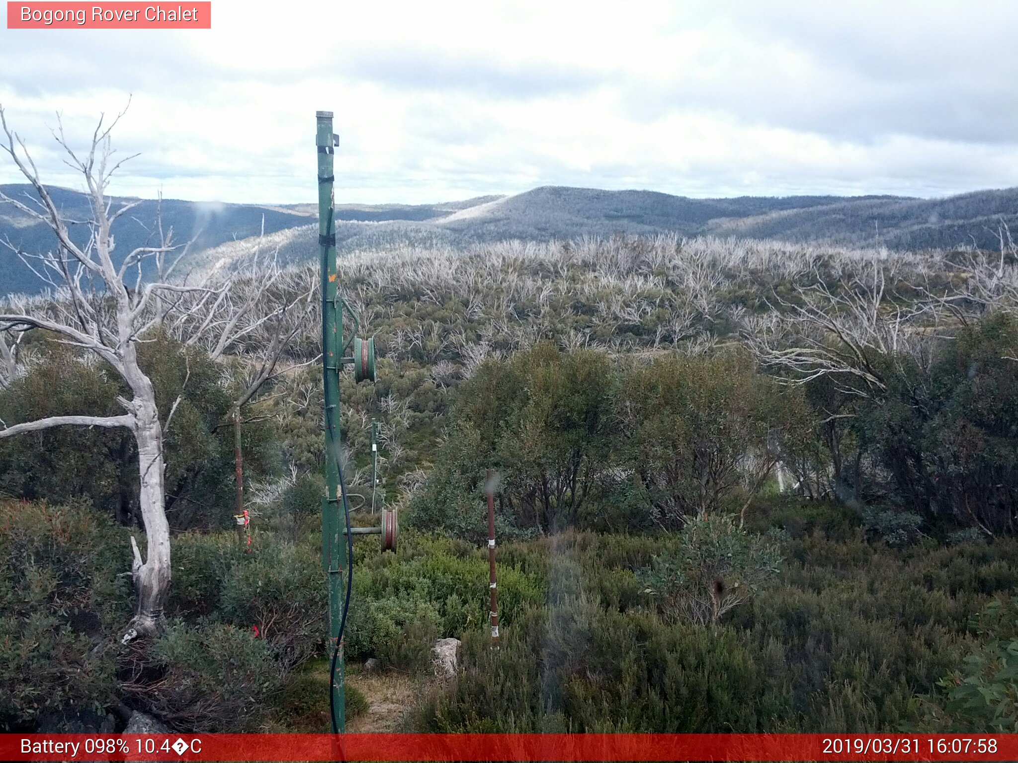 Bogong Web Cam 4:07pm Sunday 31st of March 2019