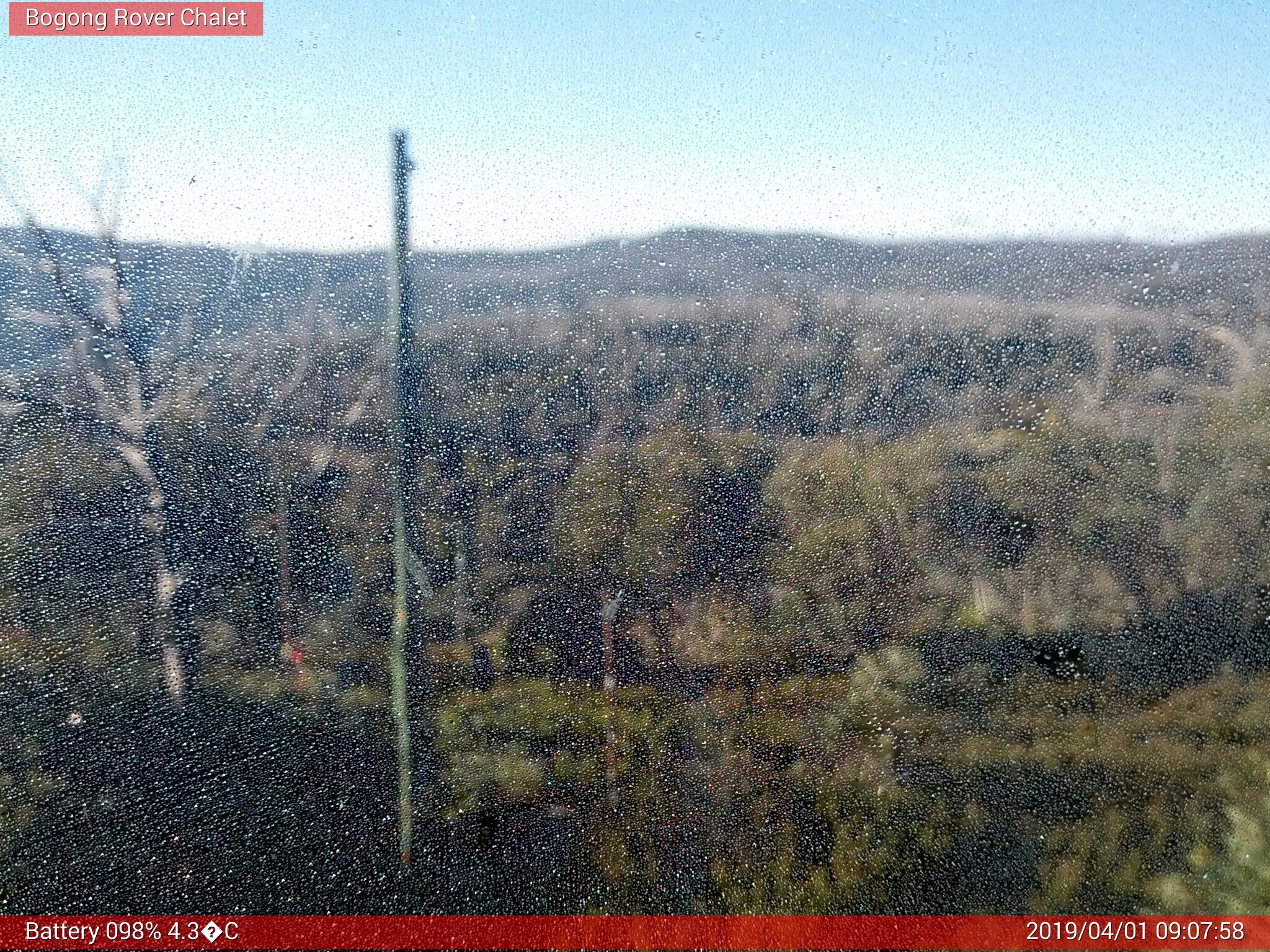 Bogong Web Cam 9:07am Monday 1st of April 2019