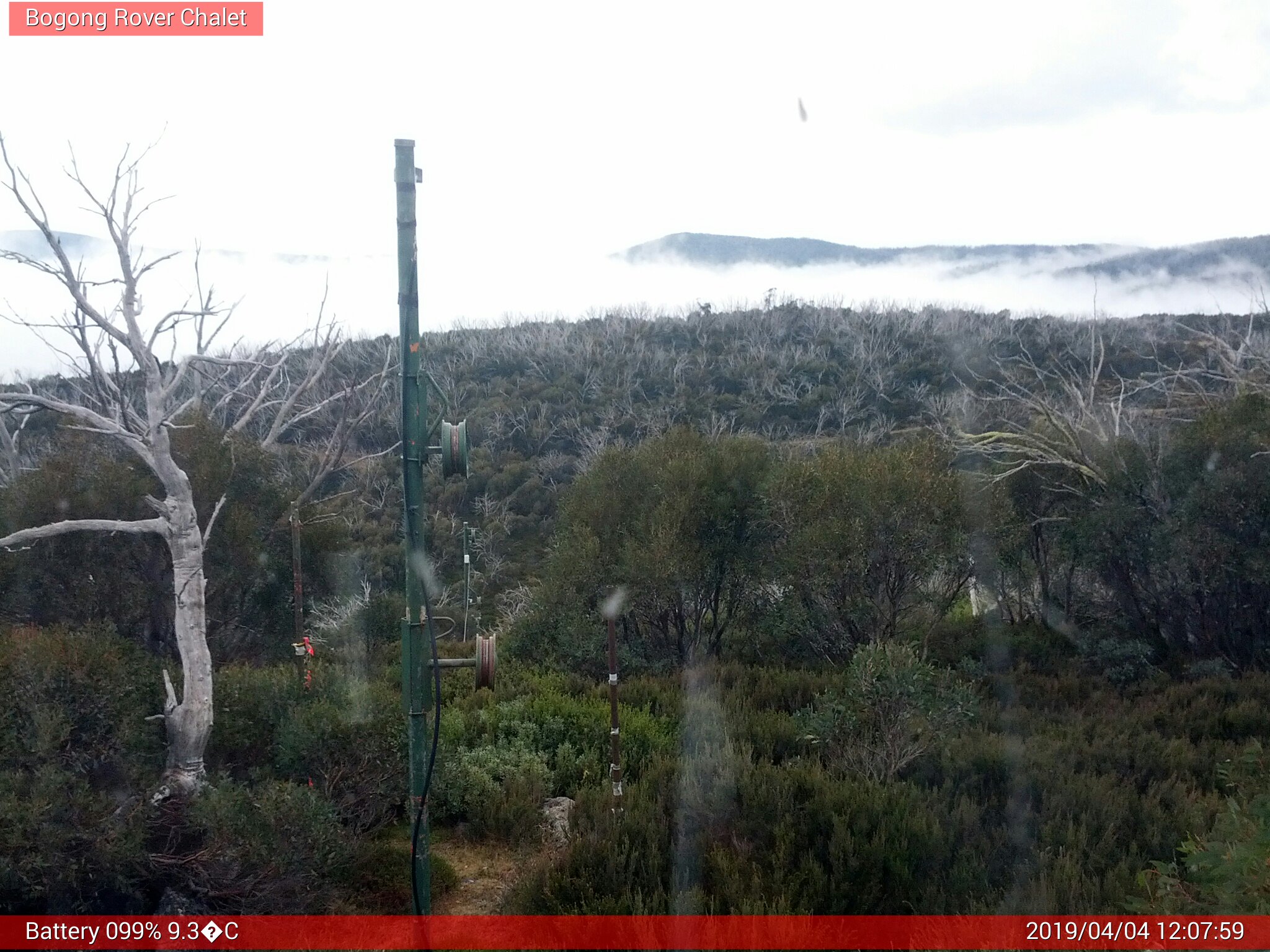 Bogong Web Cam 12:07pm Thursday 4th of April 2019