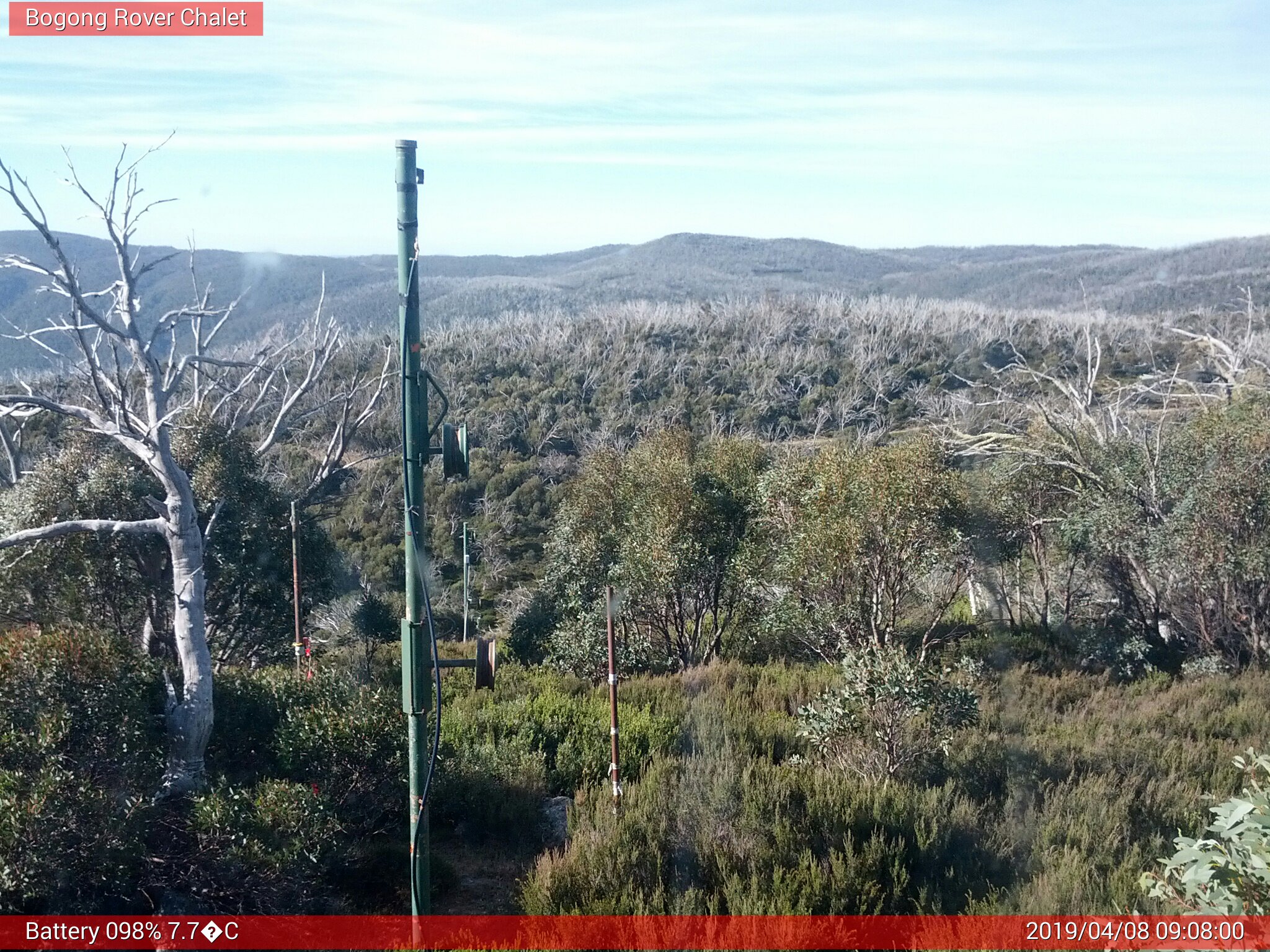 Bogong Web Cam 9:07am Monday 8th of April 2019