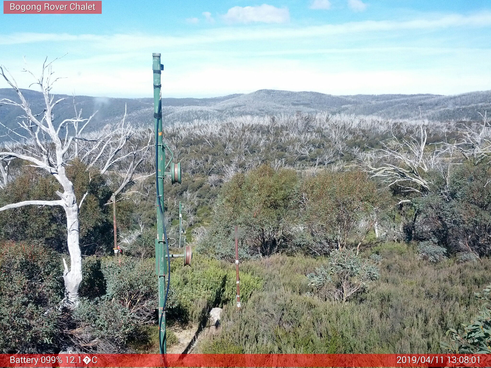 Bogong Web Cam 1:08pm Thursday 11th of April 2019