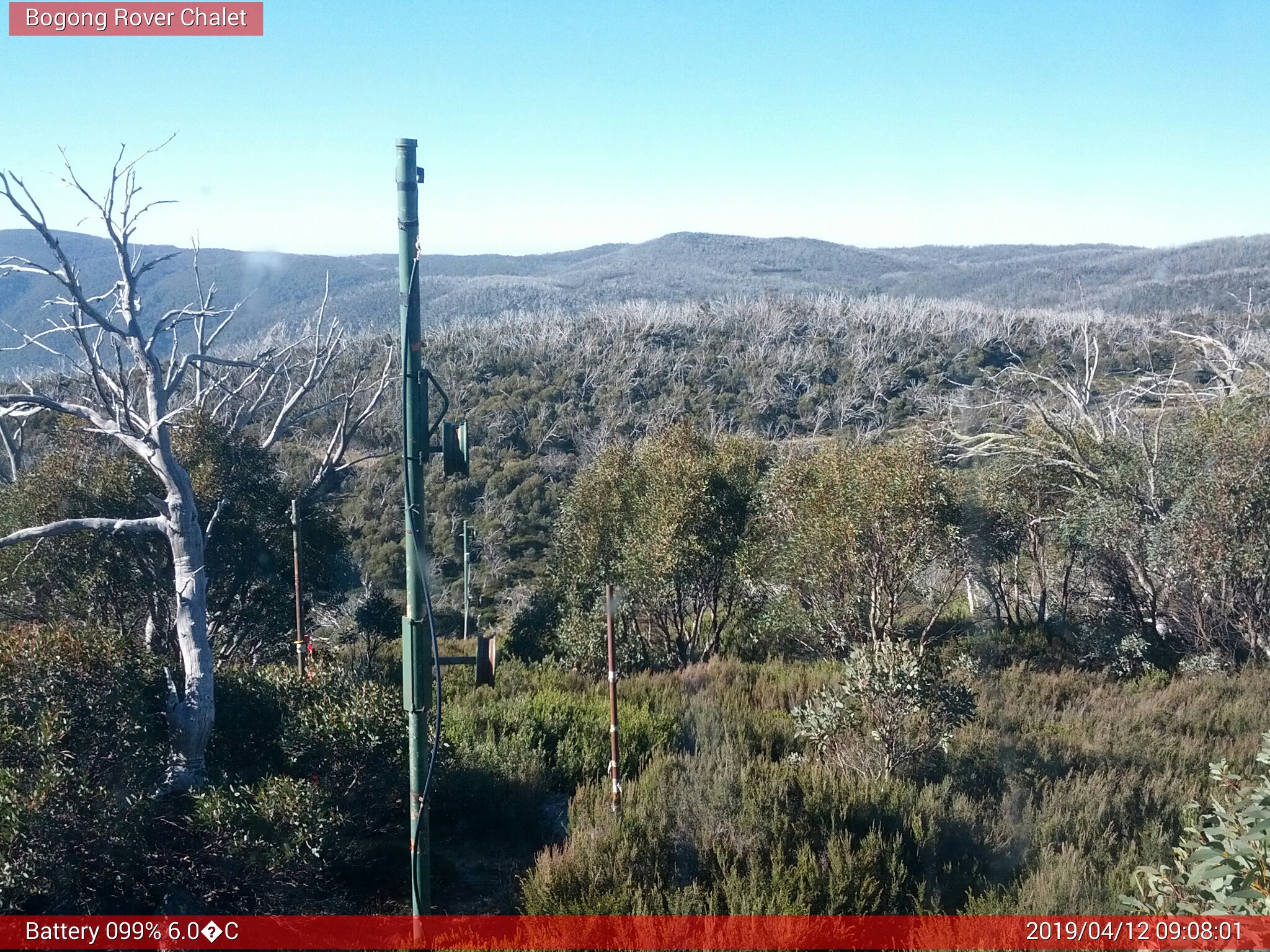 Bogong Web Cam 9:08am Friday 12th of April 2019