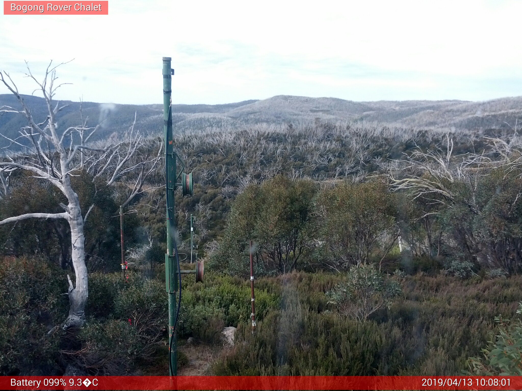 Bogong Web Cam 10:08am Saturday 13th of April 2019