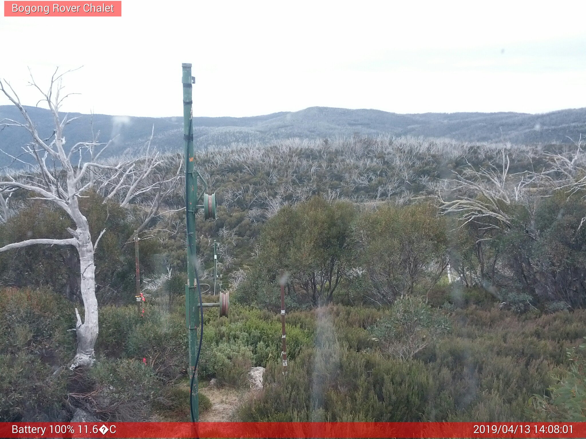 Bogong Web Cam 2:08pm Saturday 13th of April 2019