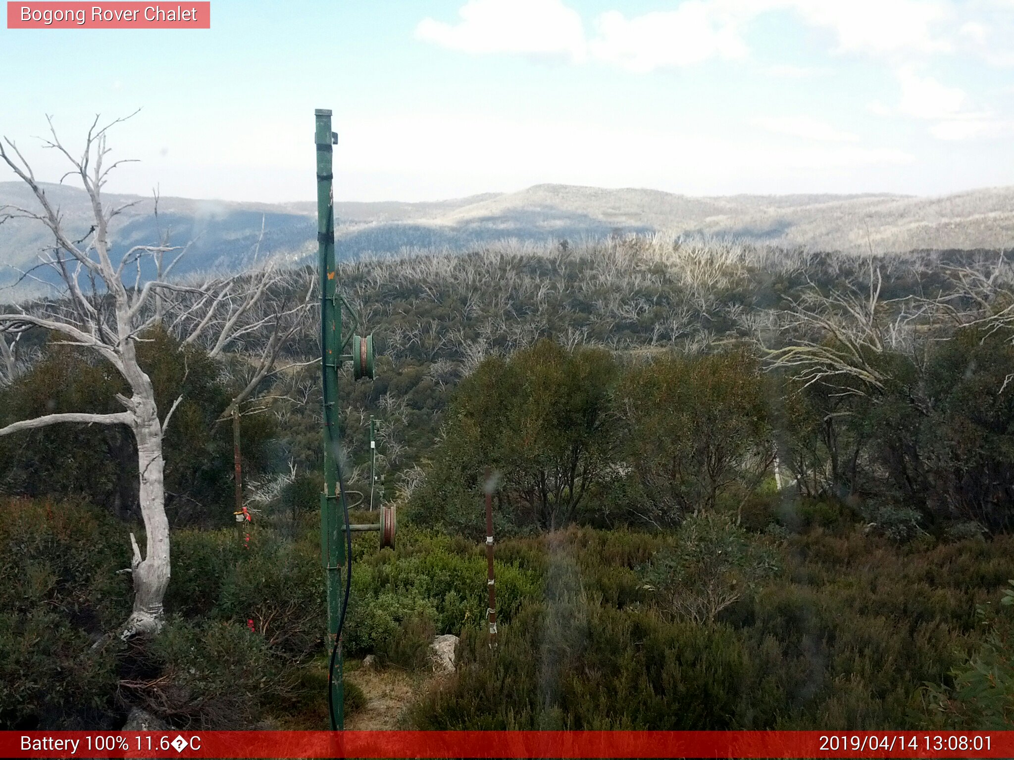 Bogong Web Cam 1:08pm Sunday 14th of April 2019