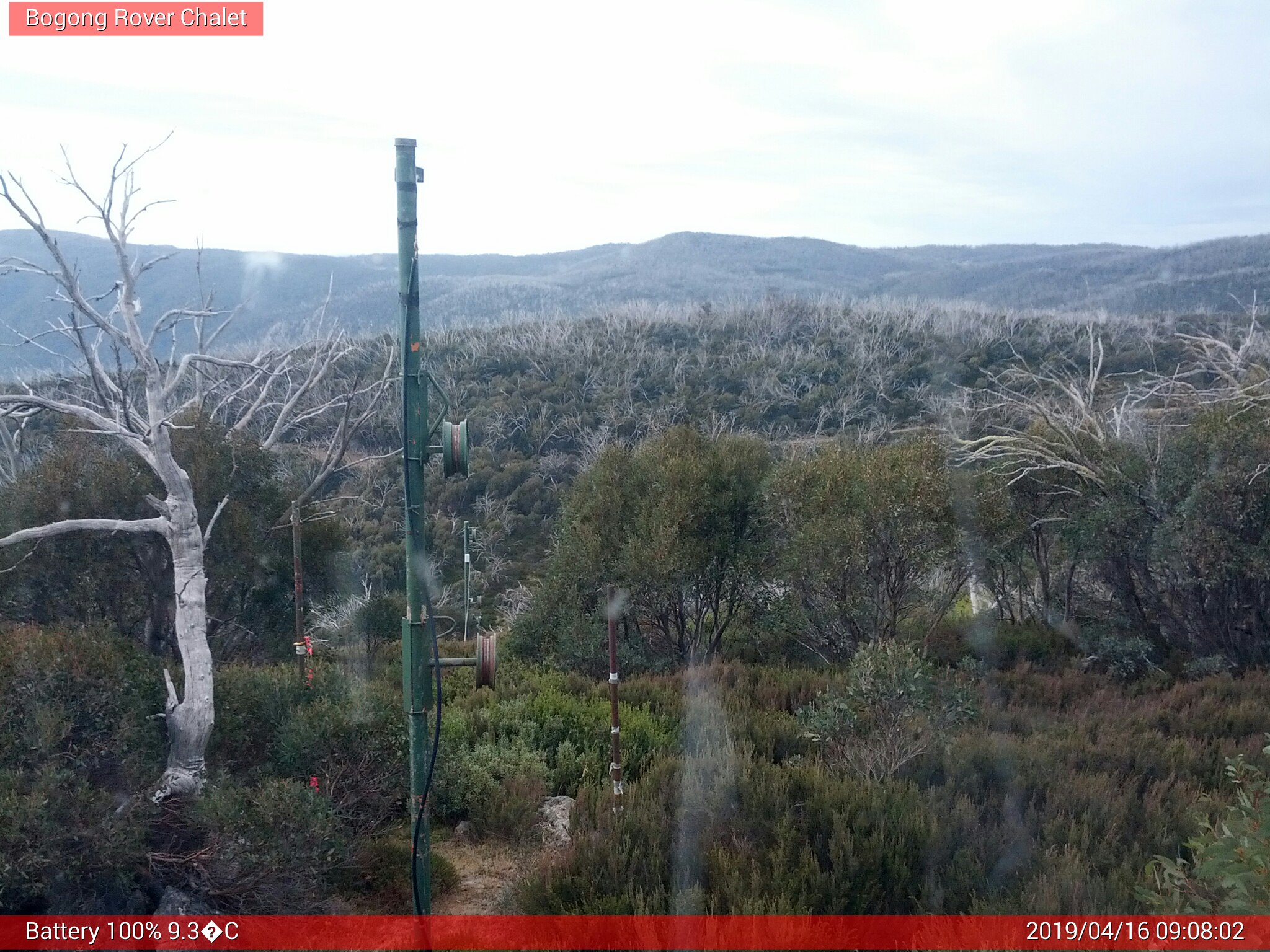 Bogong Web Cam 9:08am Tuesday 16th of April 2019