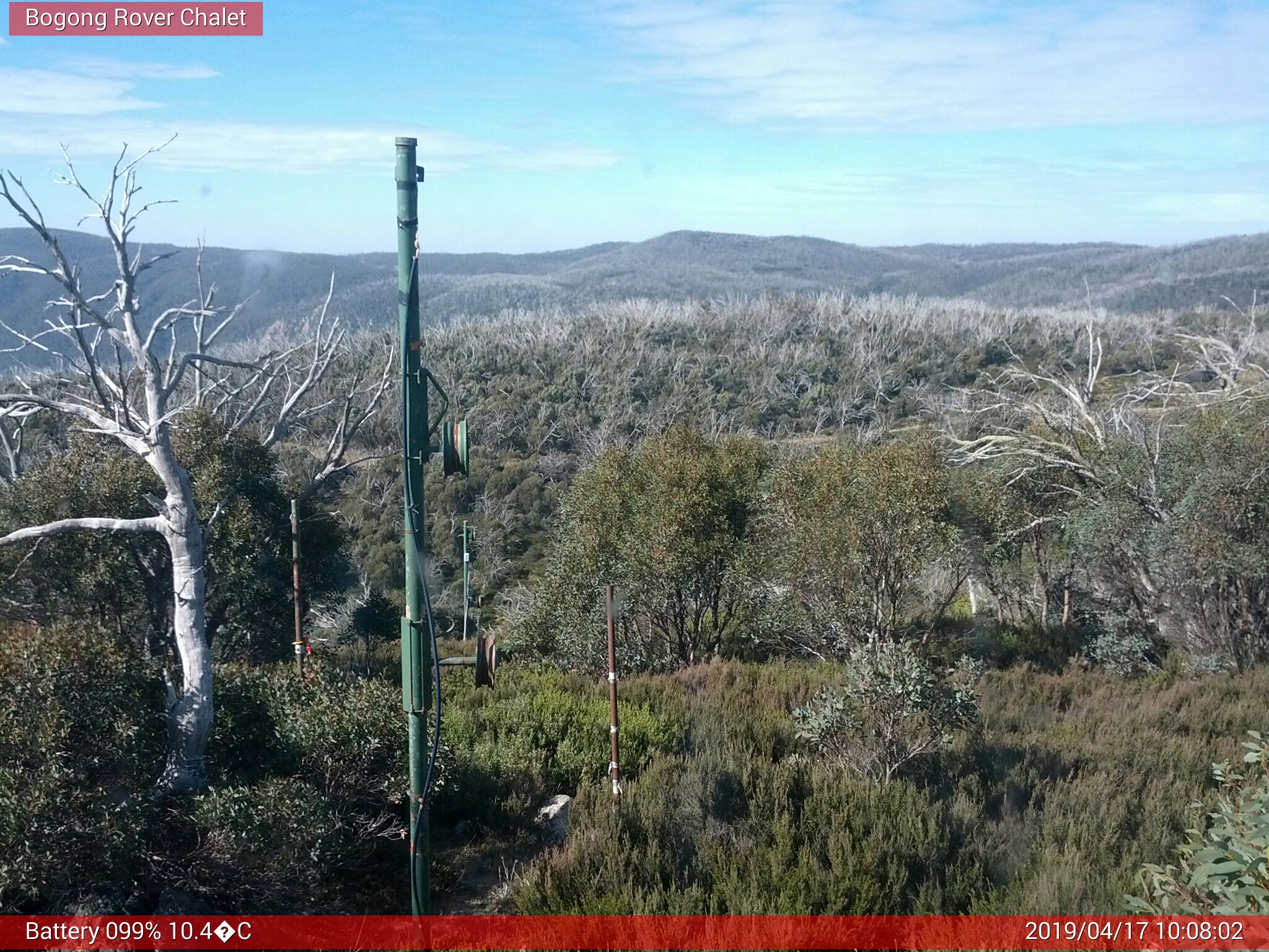 Bogong Web Cam 10:08am Wednesday 17th of April 2019