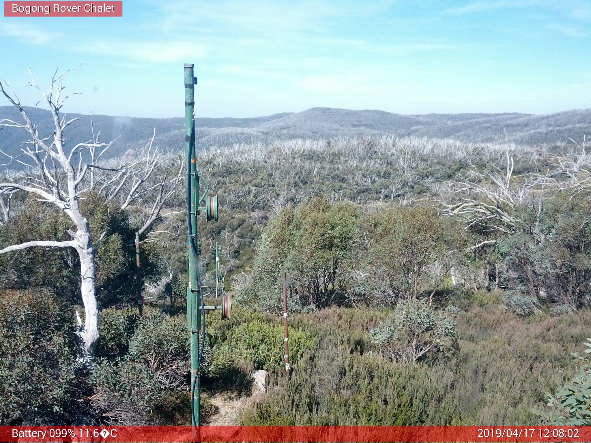 Bogong Web Cam 12:08pm Wednesday 17th of April 2019