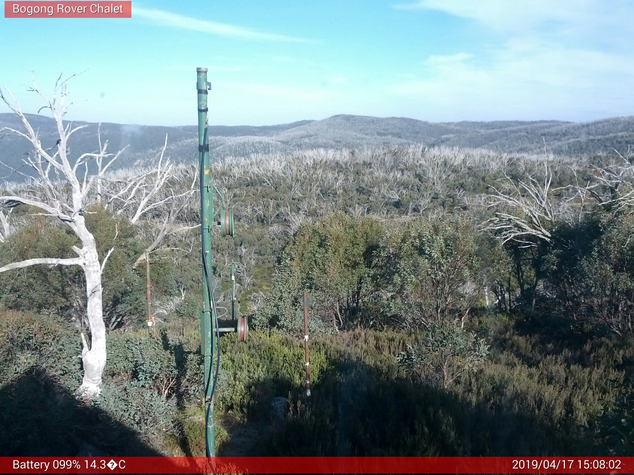 Bogong Web Cam 3:08pm Wednesday 17th of April 2019