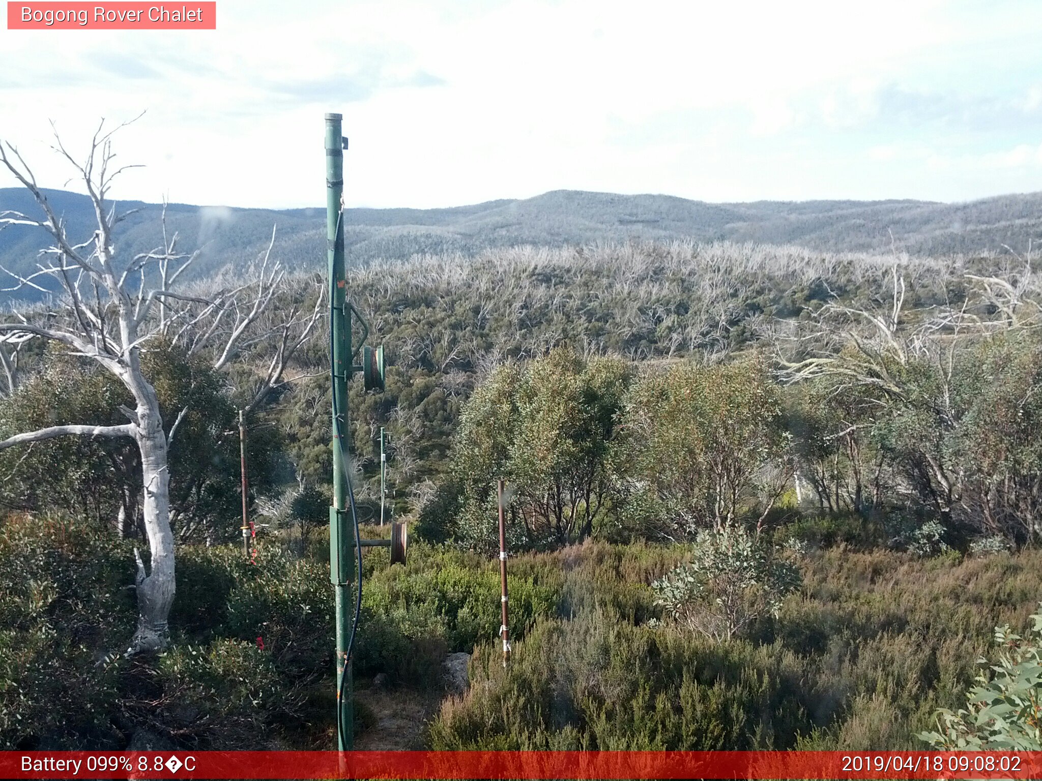 Bogong Web Cam 9:08am Thursday 18th of April 2019