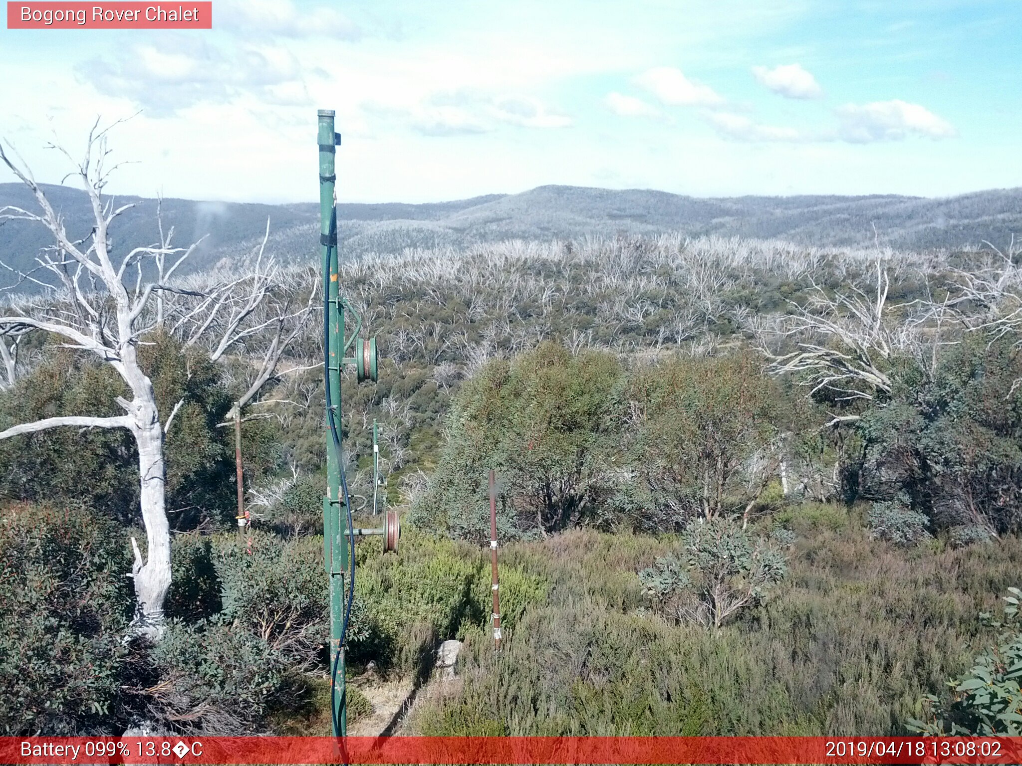 Bogong Web Cam 1:08pm Thursday 18th of April 2019