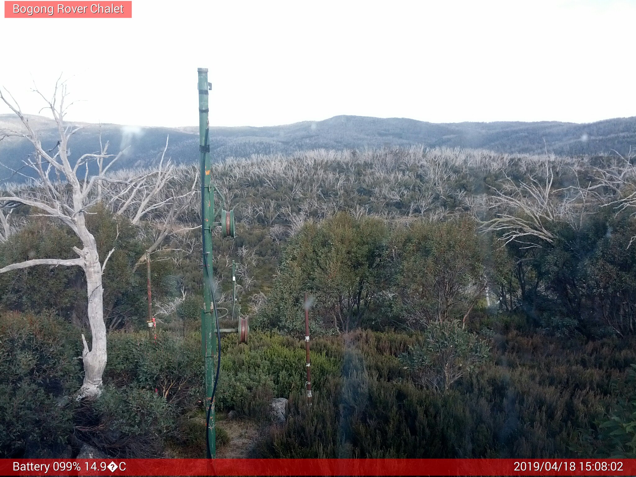 Bogong Web Cam 3:08pm Thursday 18th of April 2019