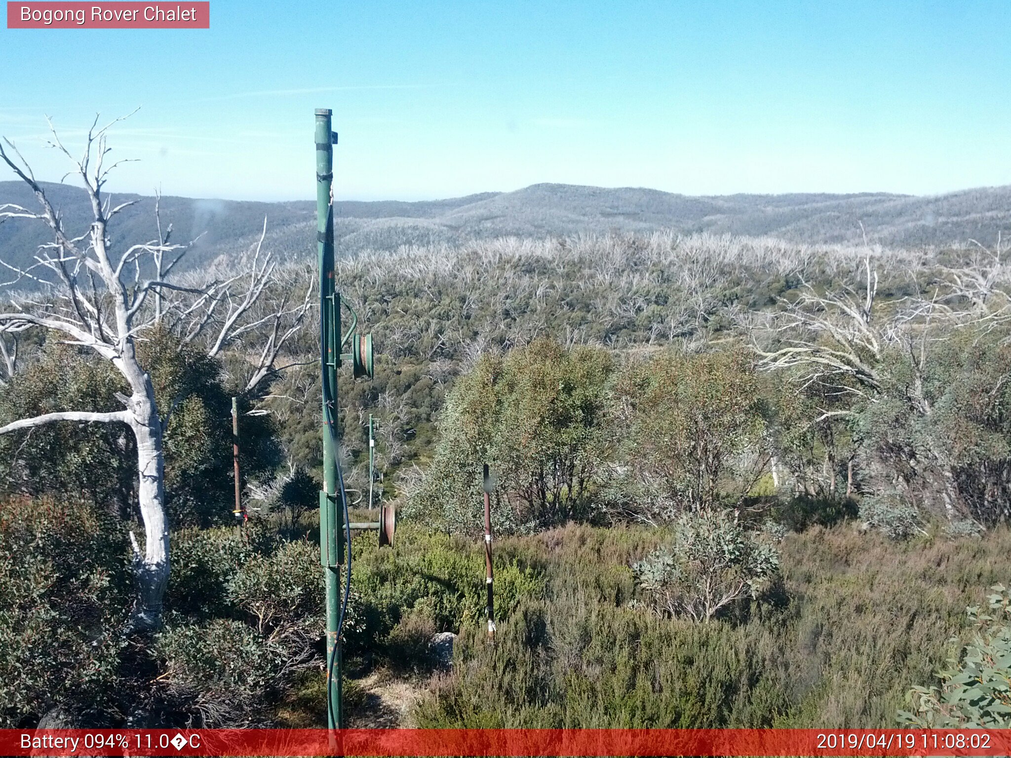 Bogong Web Cam 11:08am Friday 19th of April 2019